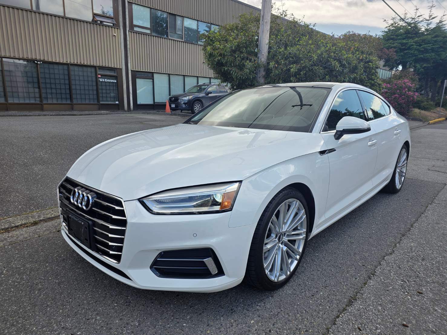 2019 Audi A5 2.0T Komfort Sportback Quattro  95,000 KM