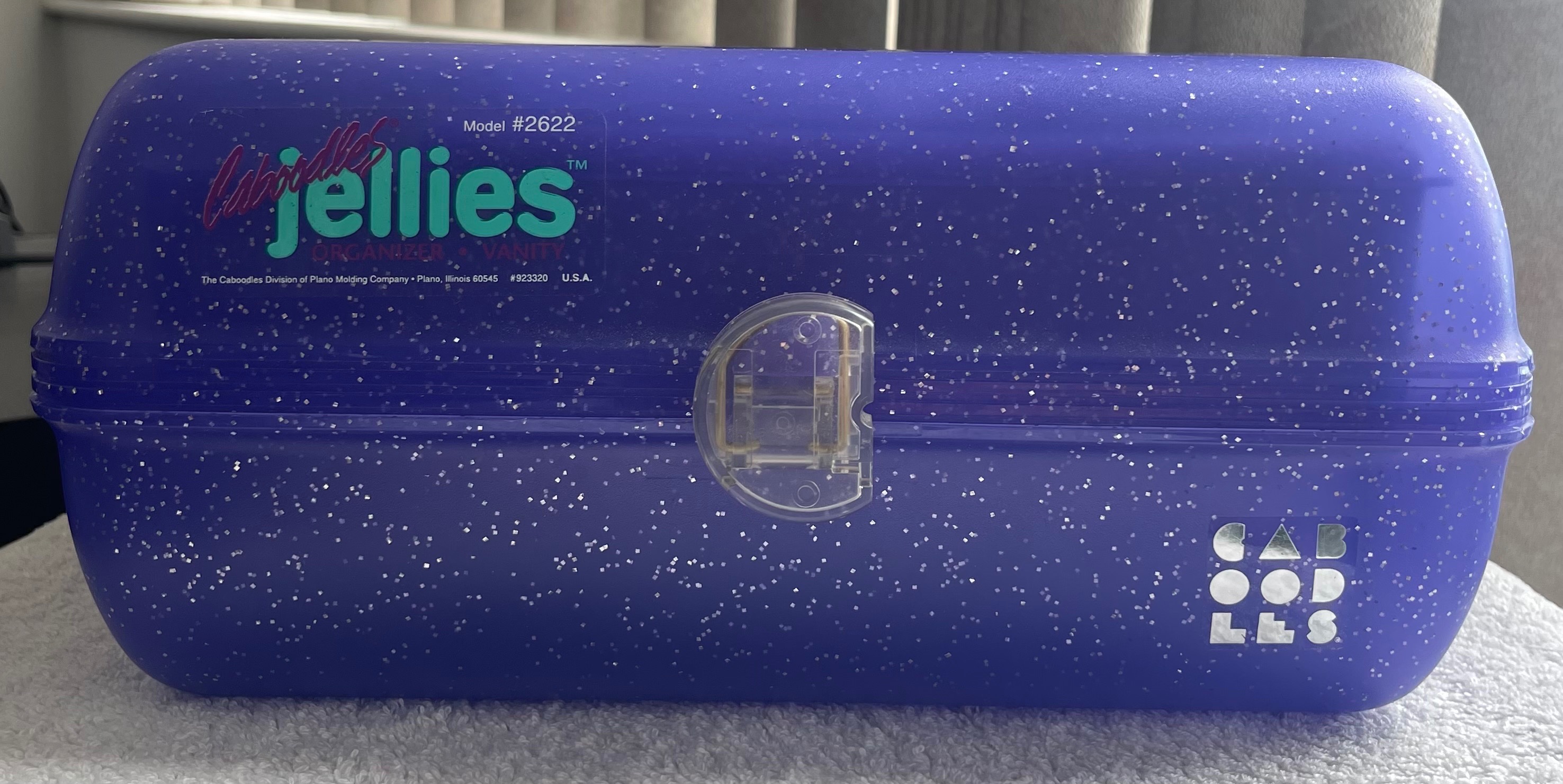 Vintage Y2K Caboodles Purple Jelly Makeup Case (Model 2622)