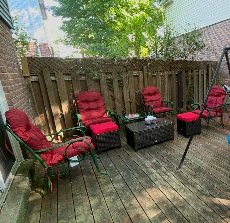 8-Piece Outdoor Furniture Set With Red Cushions