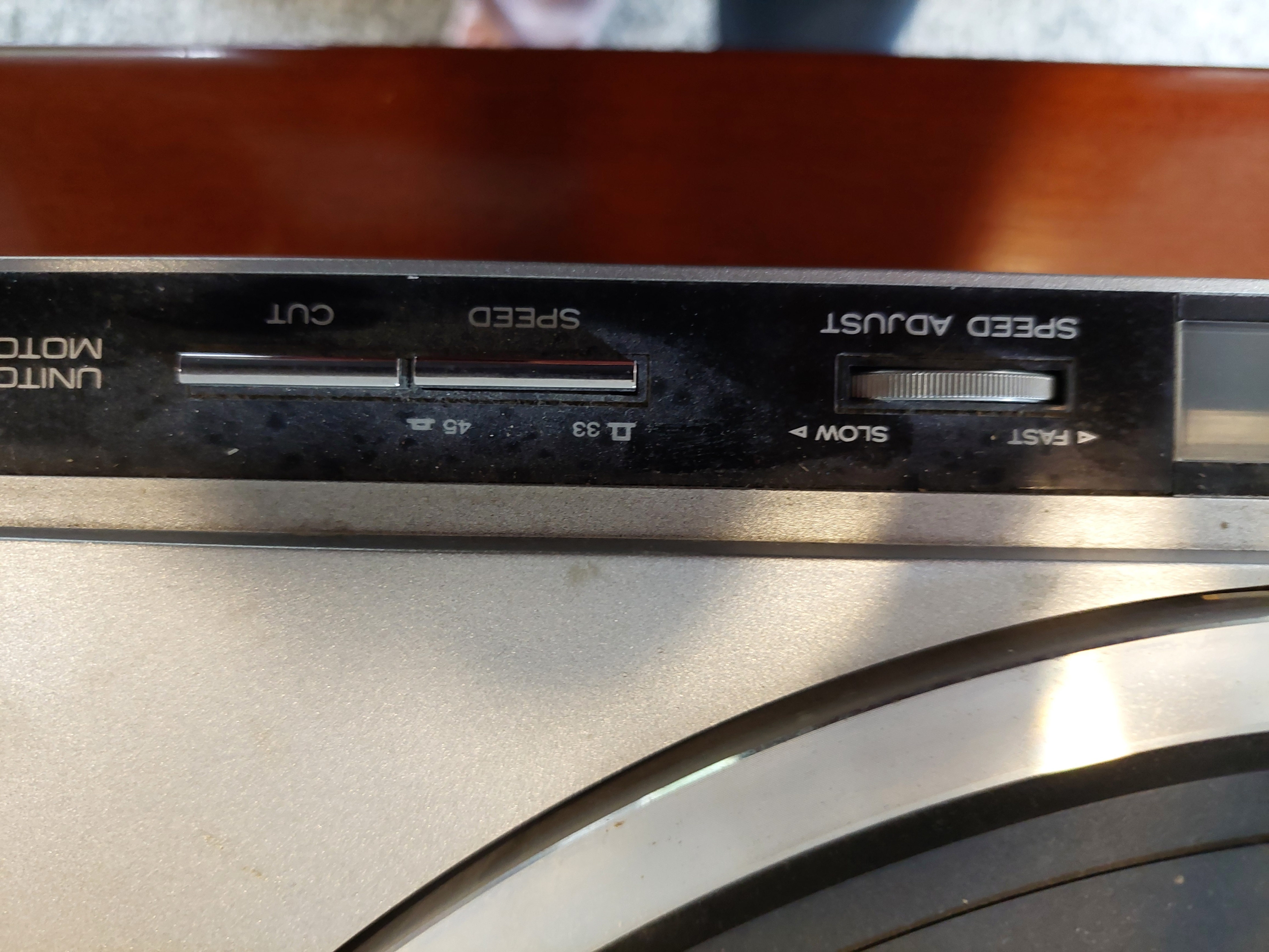 Hitachi HT-45 Direct Drive Turntable - photo 4