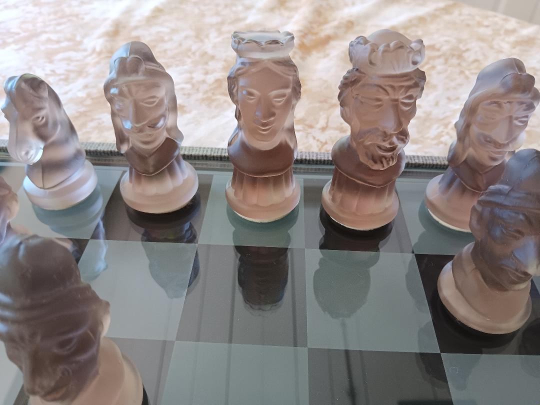 Mid-Century Modern Bohemian chess set - photo 4