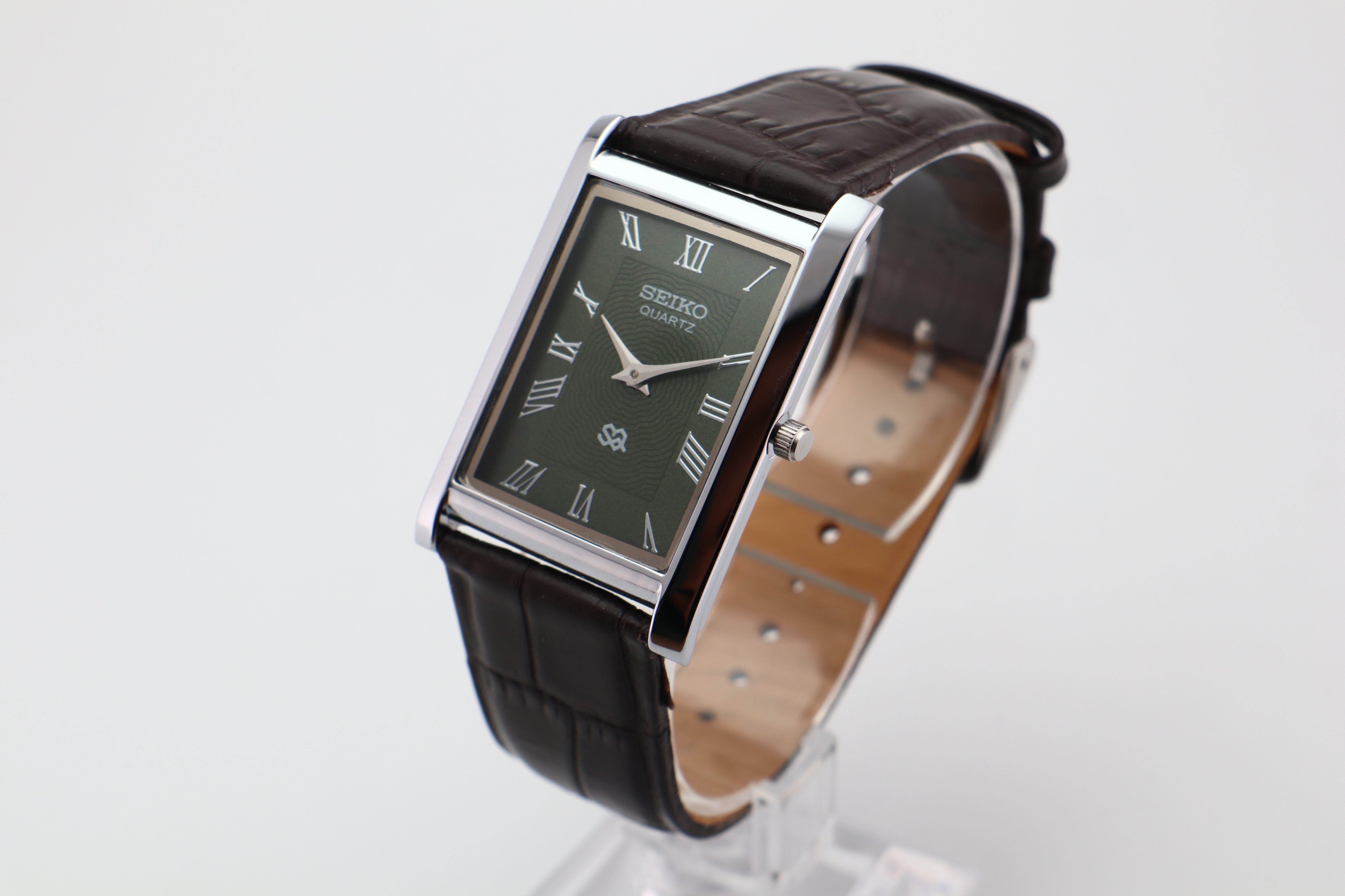 Refurbished Vintage Slim Tank Men’s Watch - photo 3