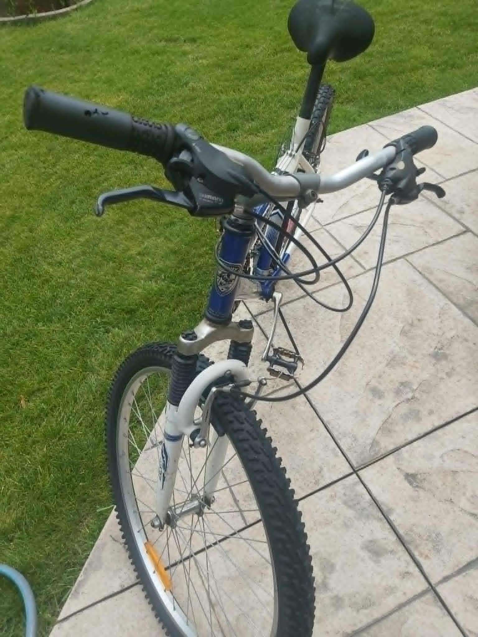 Infinity Mountain Bike - 21 Speed - photo 4