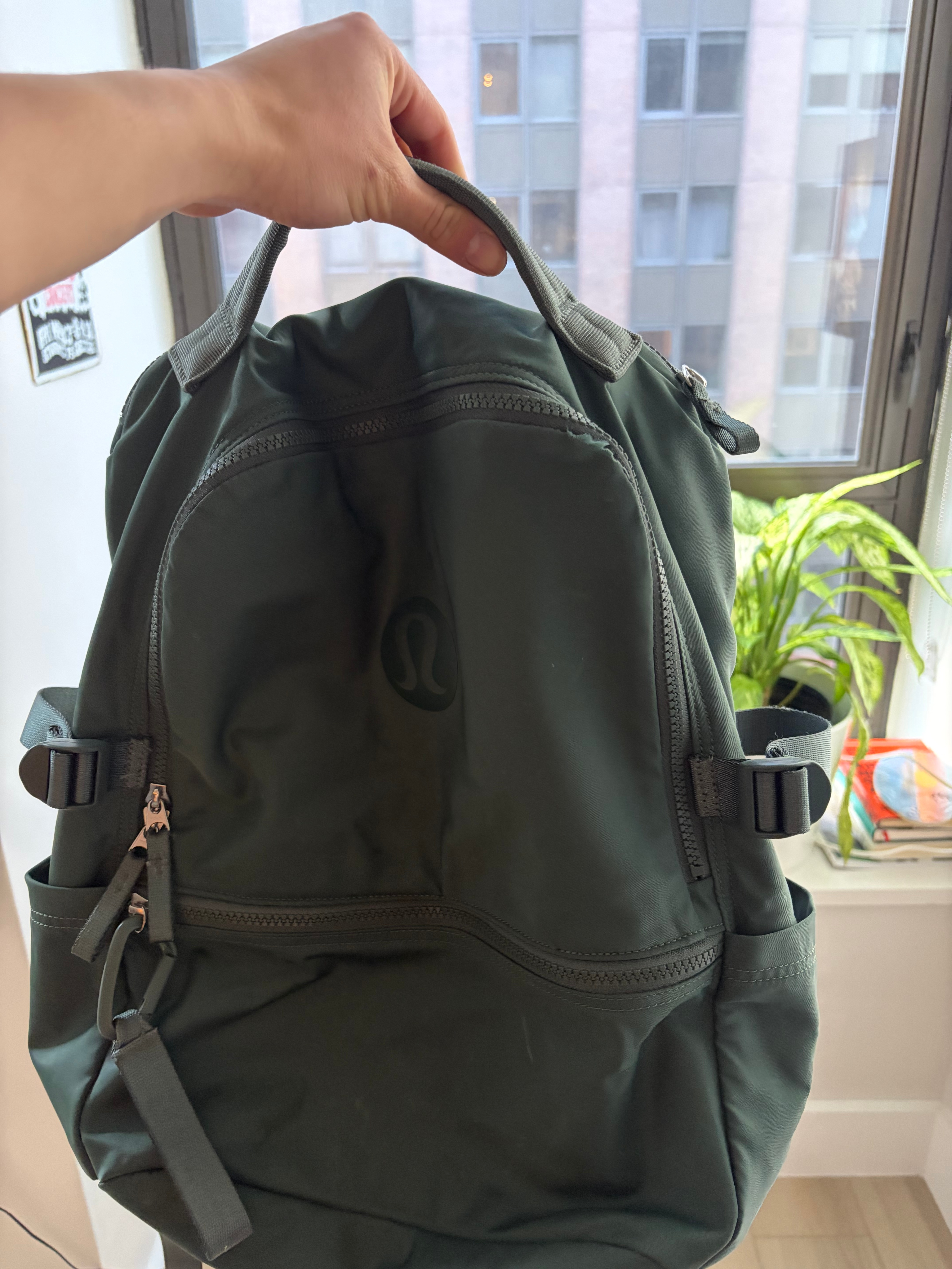 Lululemon Backpack - photo 3