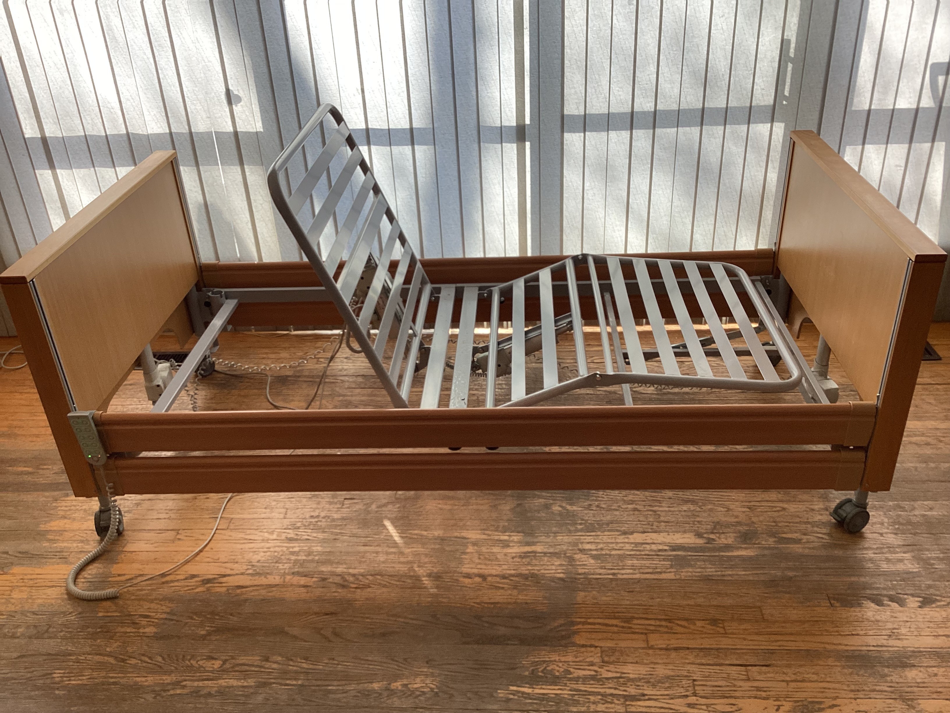 Vital Mobility VitalFlex Homecare Bed - photo 4