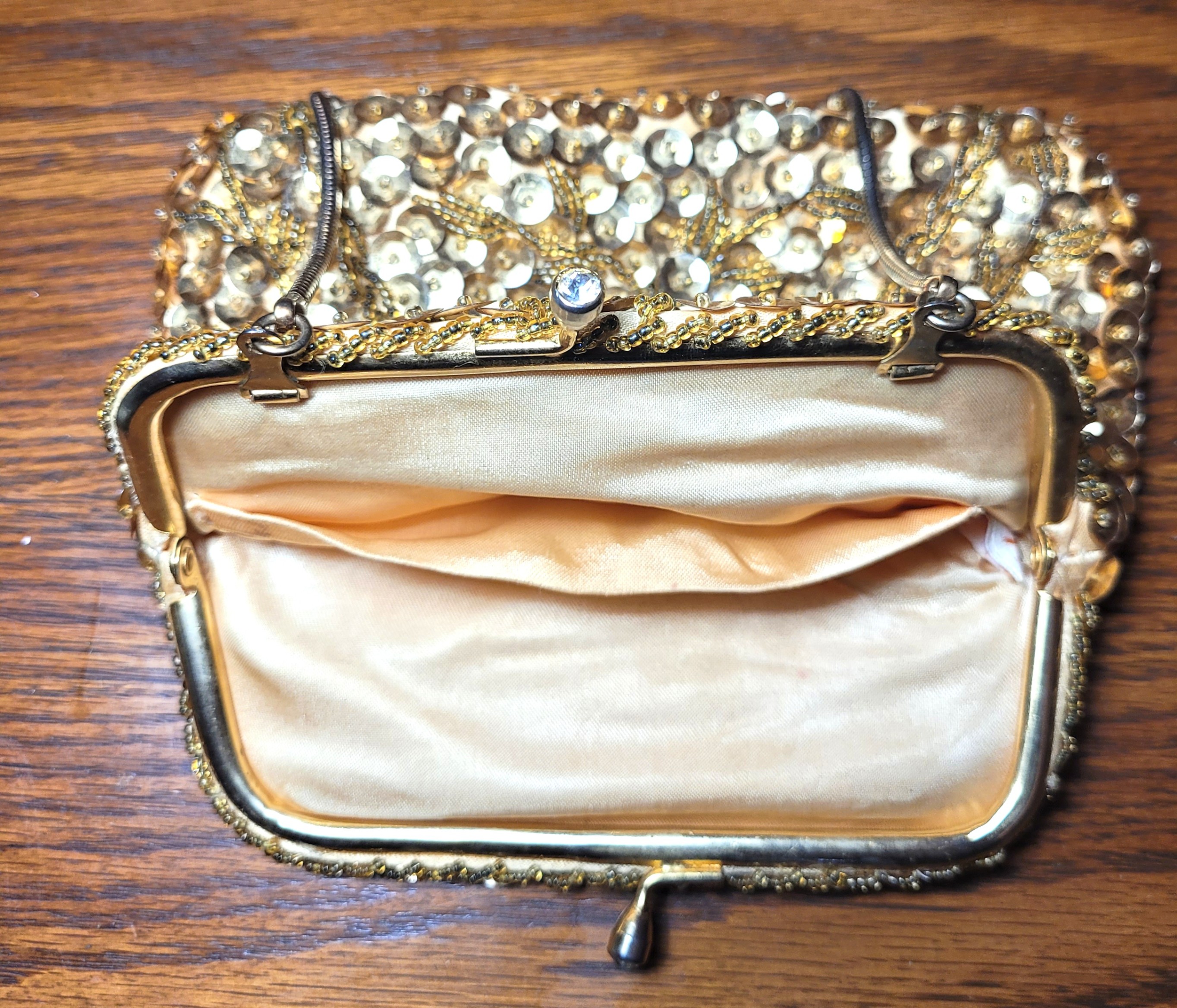 60s Goldco Gold Beaded Sequined Evening Clutch Purse Hong Kong - photo 3