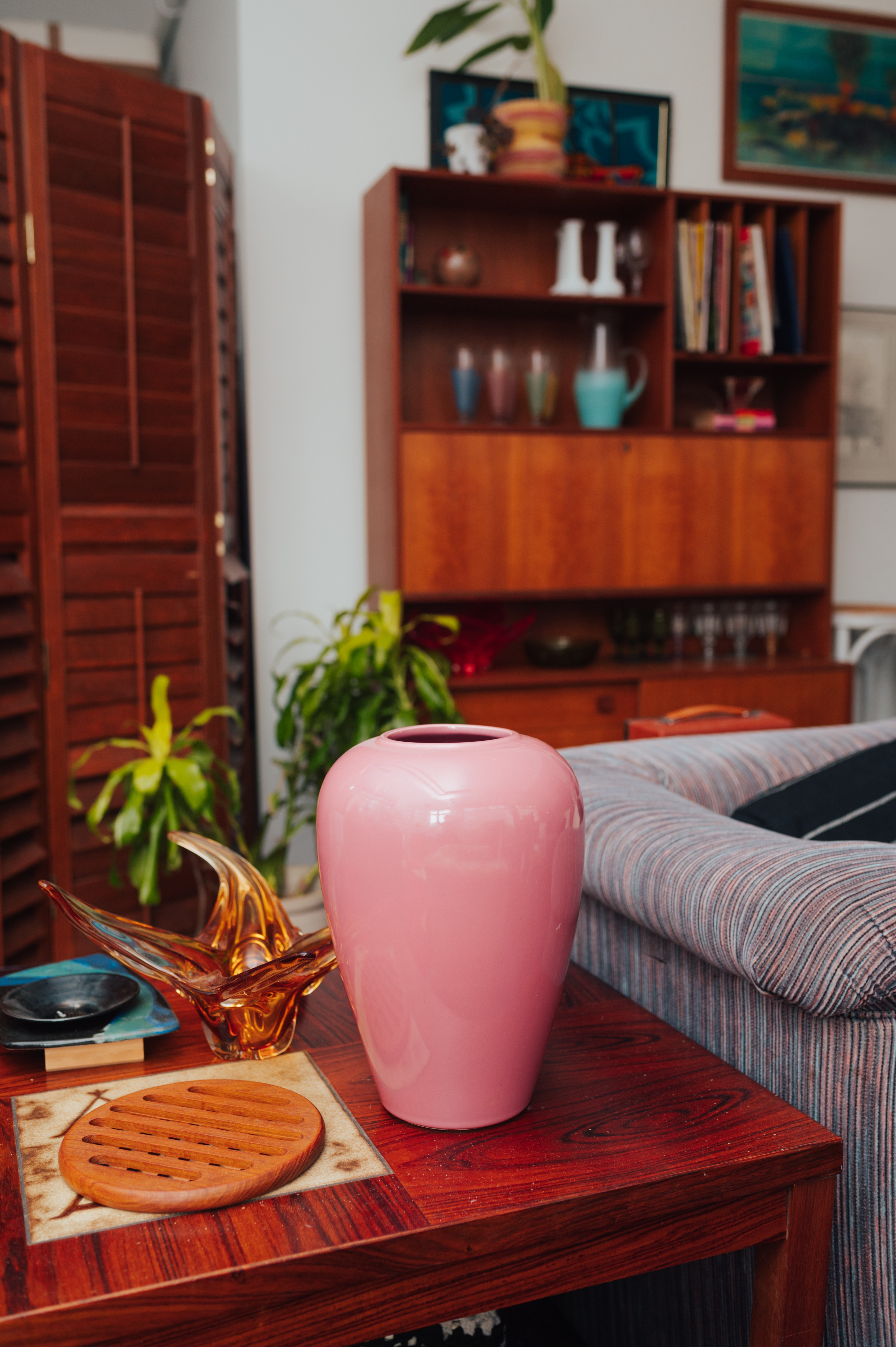 Oversized 80s Blush Pink Ceramic Vase - photo 2