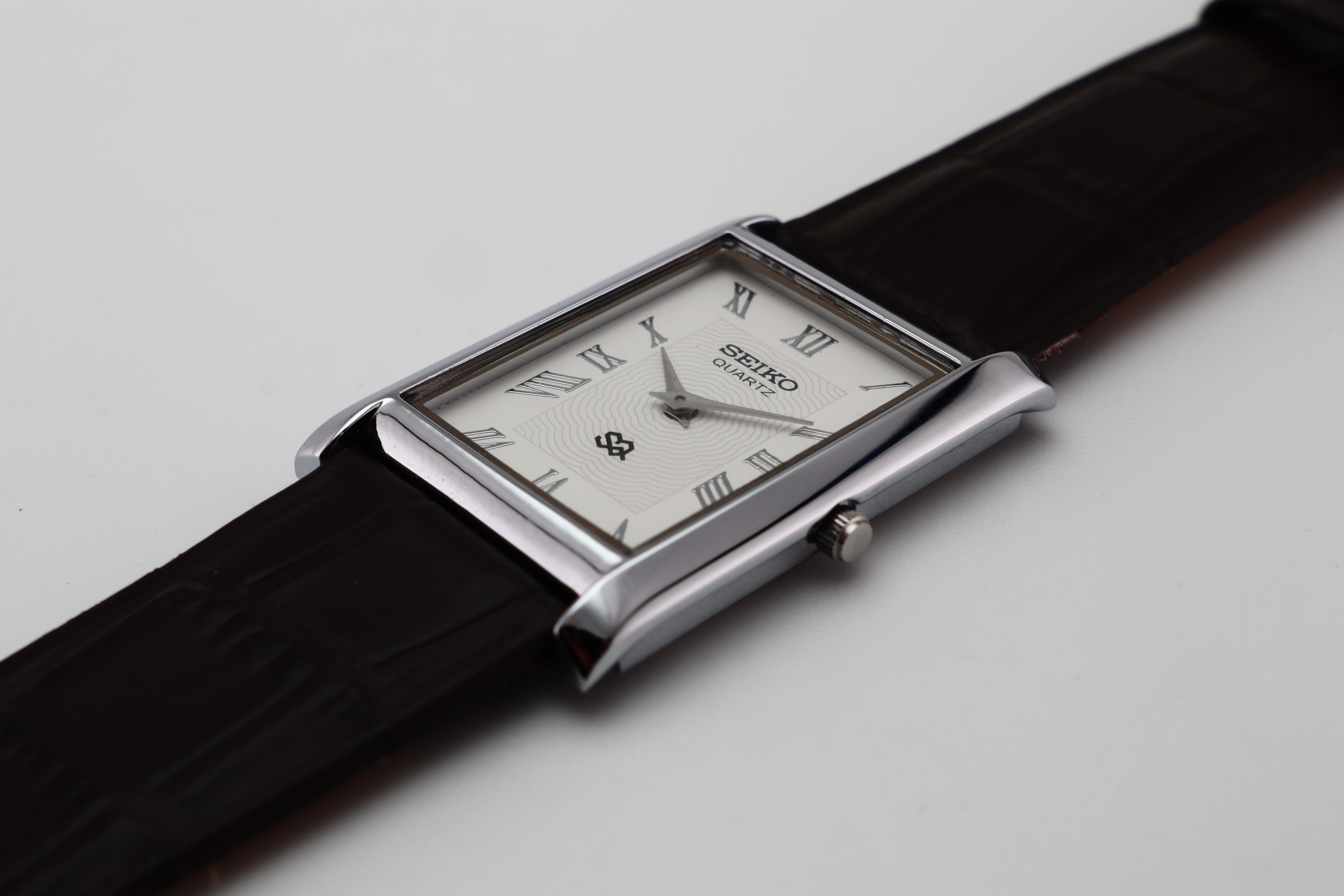 Refurbished Vintage Slim Tank Men’s Watch - photo 5