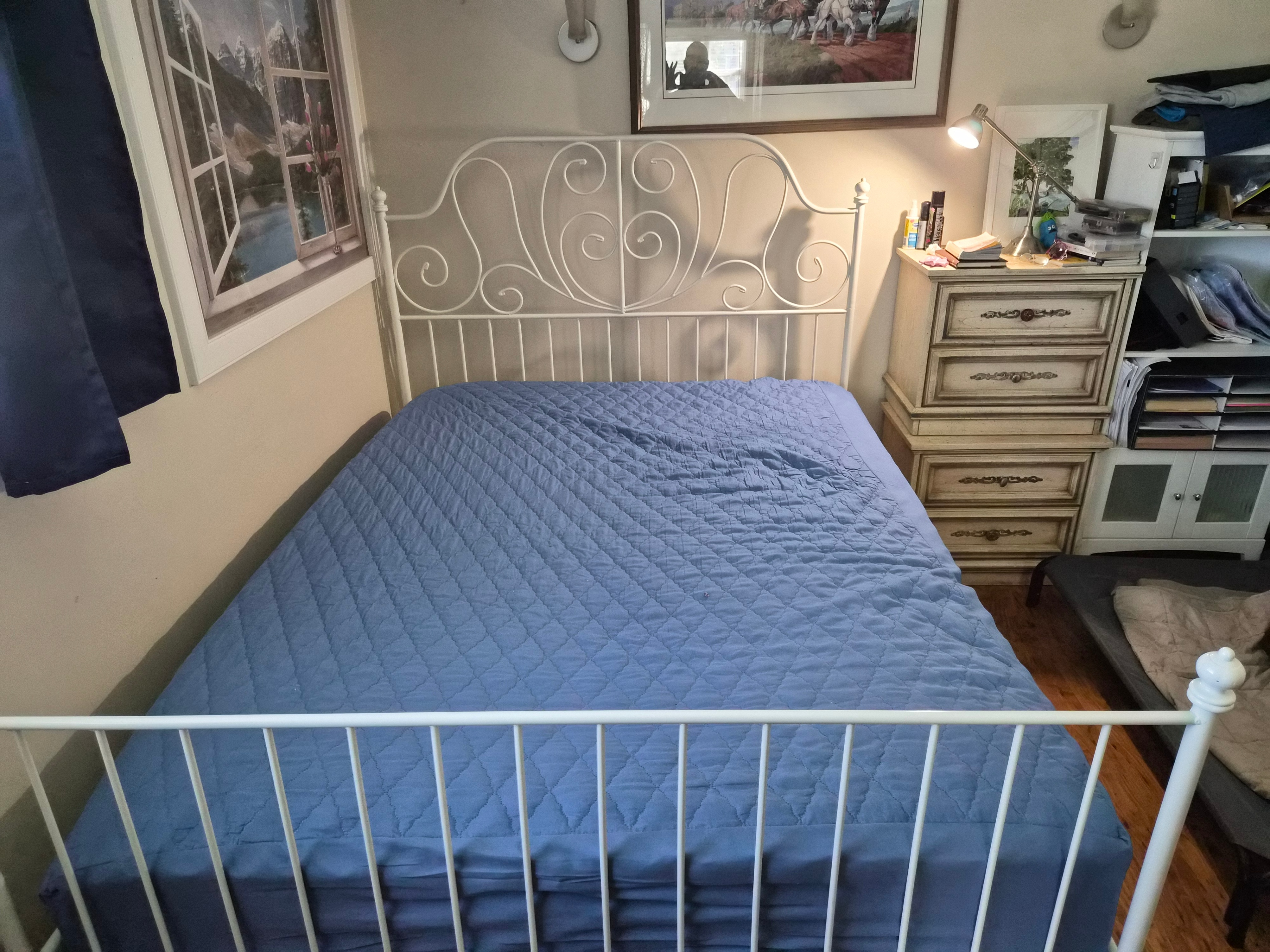 IKEA LEIRVIK Queen Bed Frame (White Metal) – Great Condition - photo 2