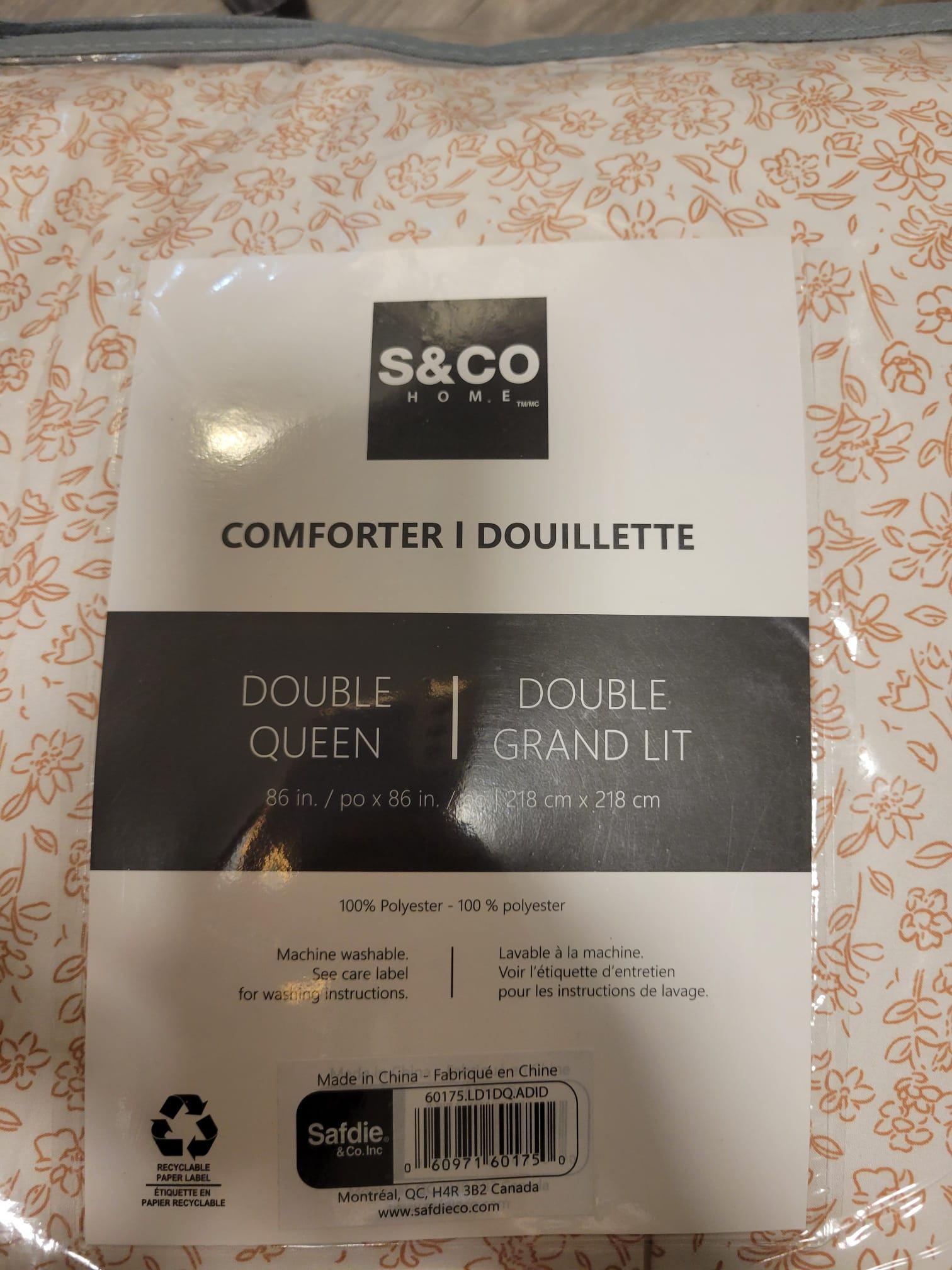 Brand New S&CO Home Double/Queen Comforter - photo 4