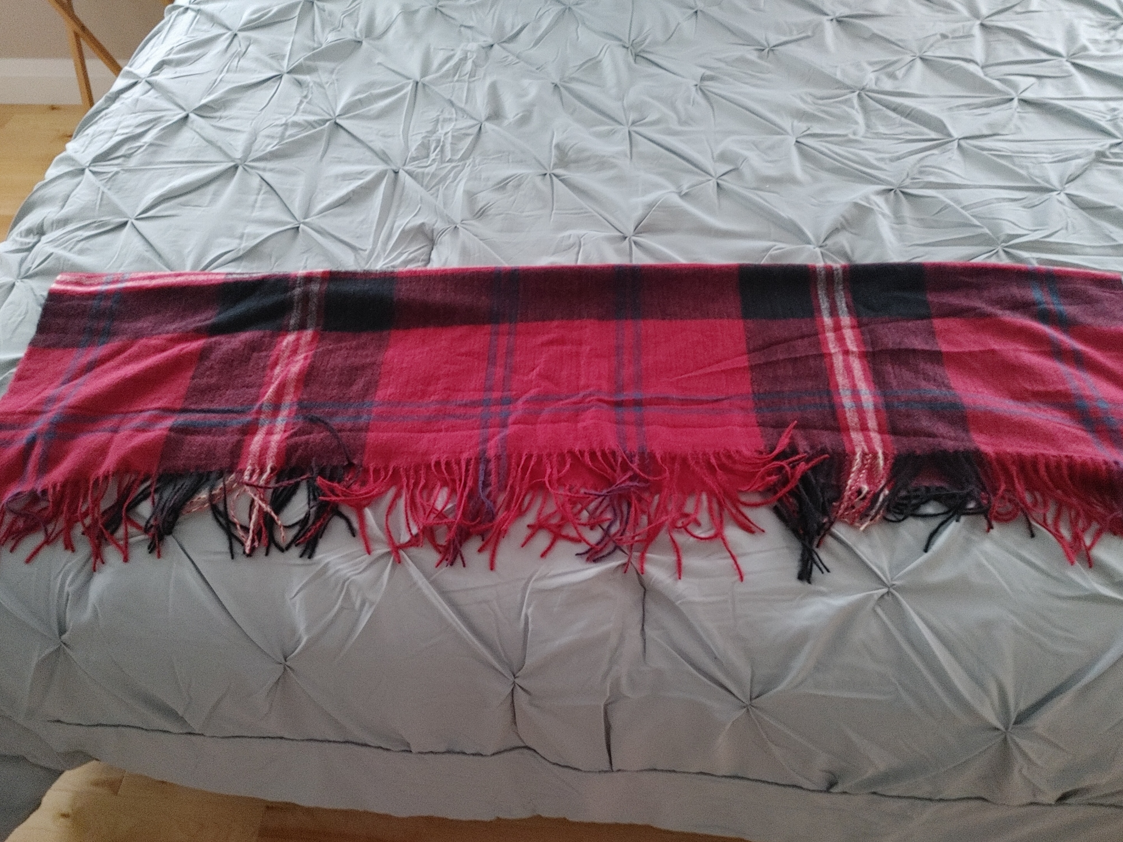 WRAP/SHAWL/SCARF/THROW - photo 2