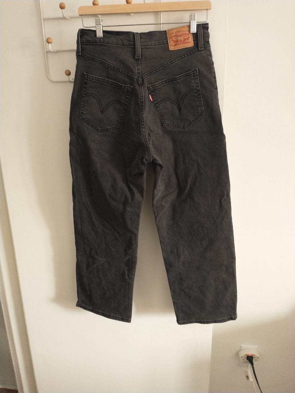 Levis - Grey-wash High Rise New