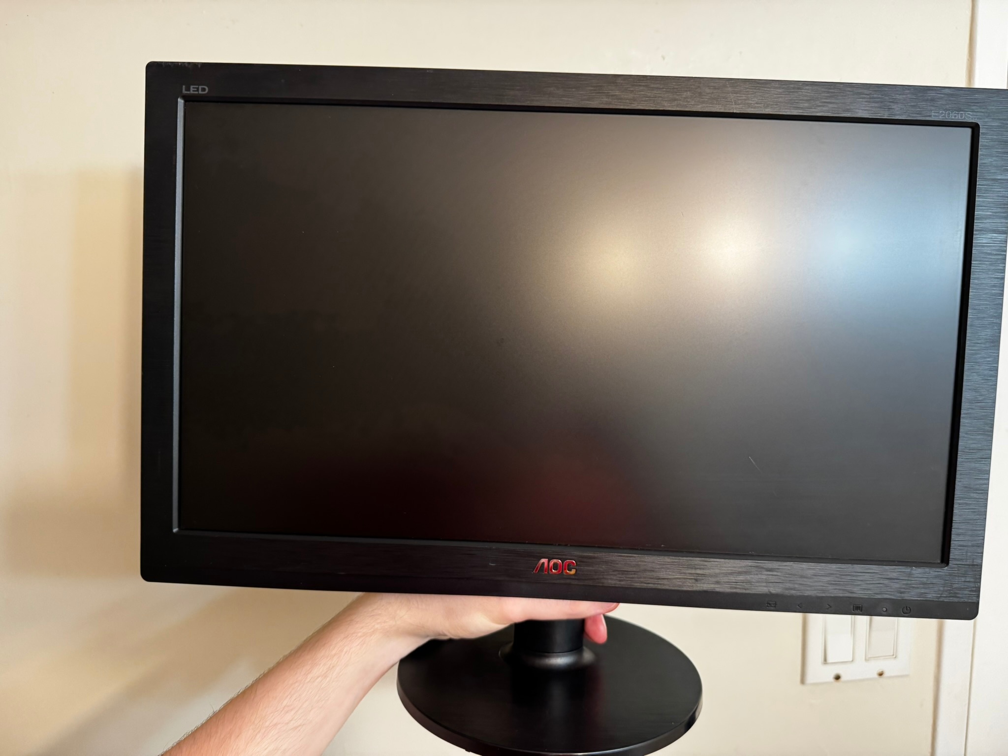 19.5-inch AOC E2060SWD Monitor
