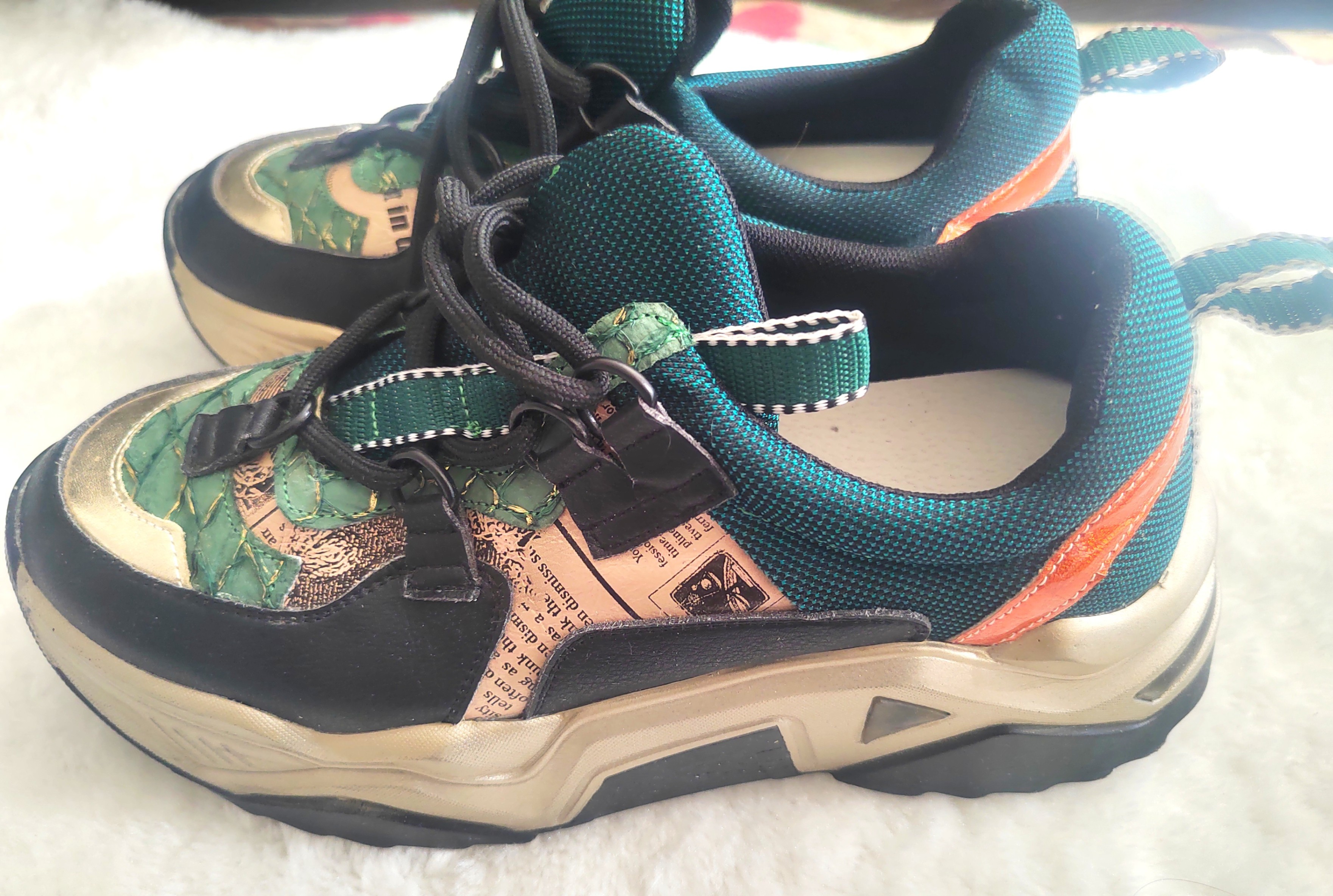 Women's Sneakers Size 240 - photo 2