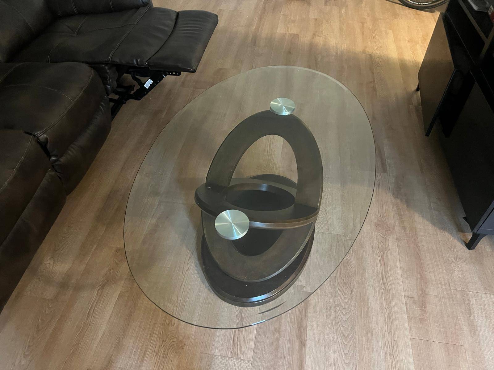 Leon's Atomic 48" Coffee Table