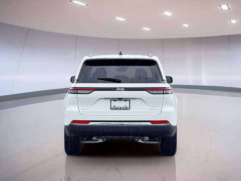 2026 Jeep Grand Cherokee Laredo X - photo 2