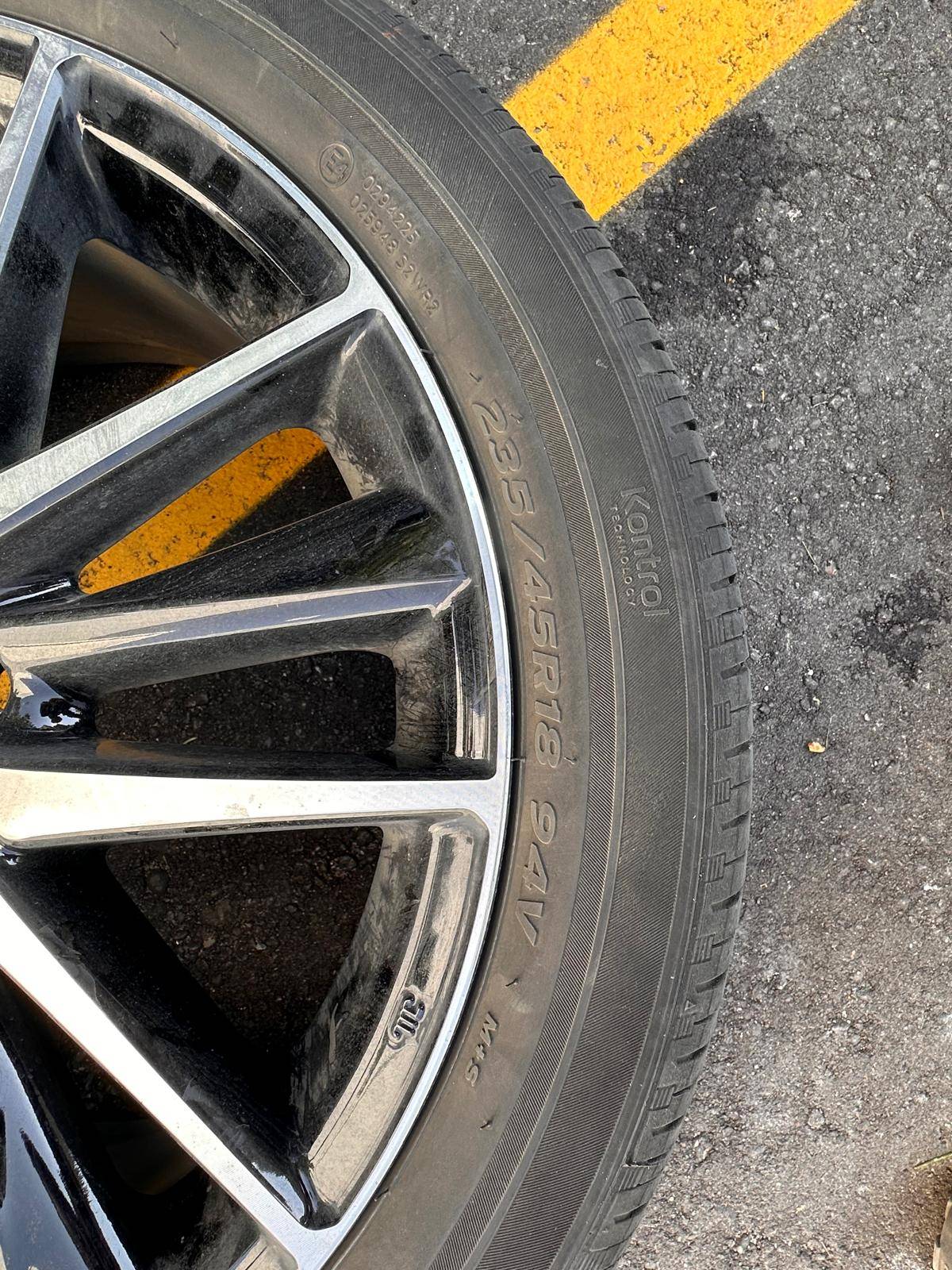 2024 Toyota Camry SE OEM 18" Wheels & Tires - photo 5