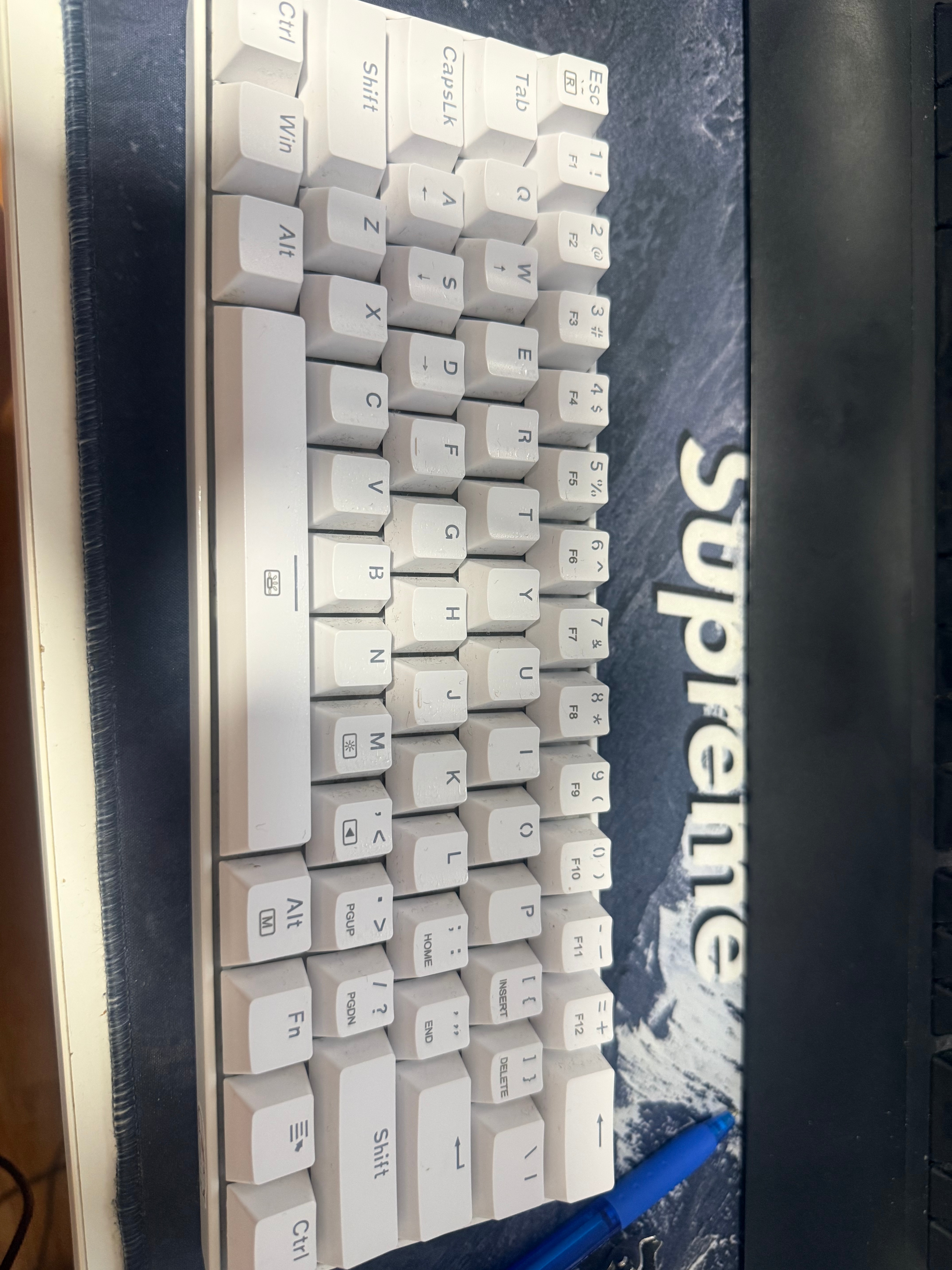 K630W RGB Mechanical Keyboard Wired 61 Key Dragonborn White