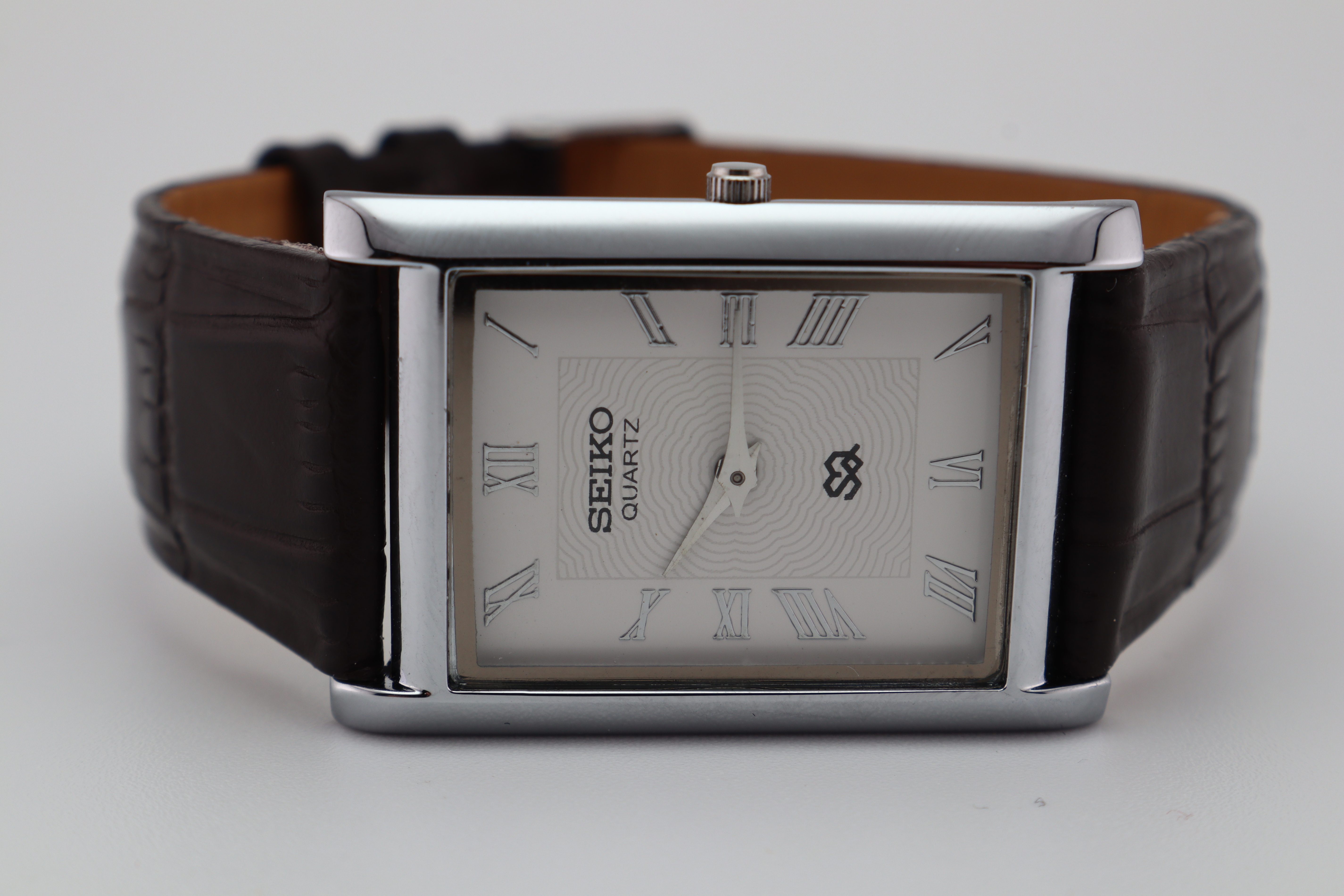 Refurbished Vintage Slim Tank Men’s Watch - photo 4