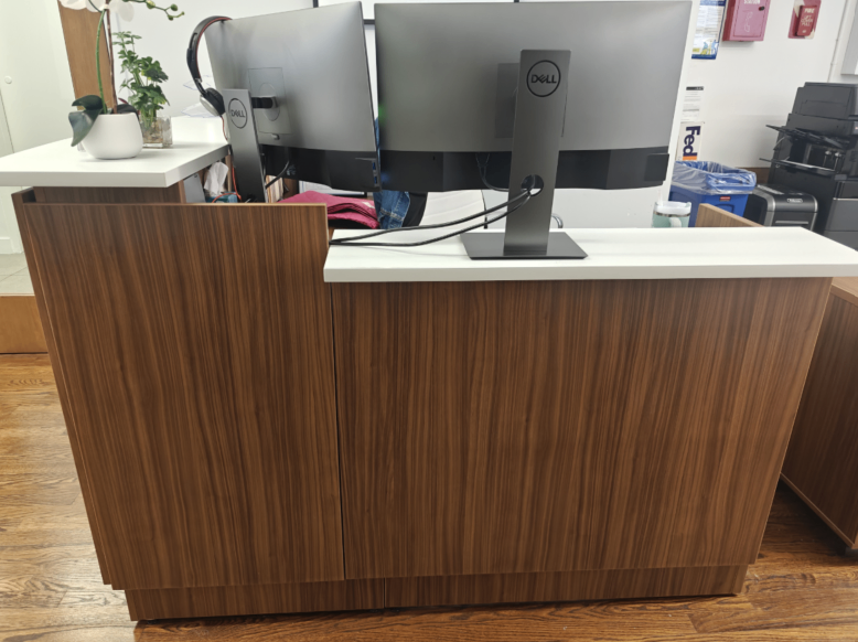 Reception Desk - photo 4