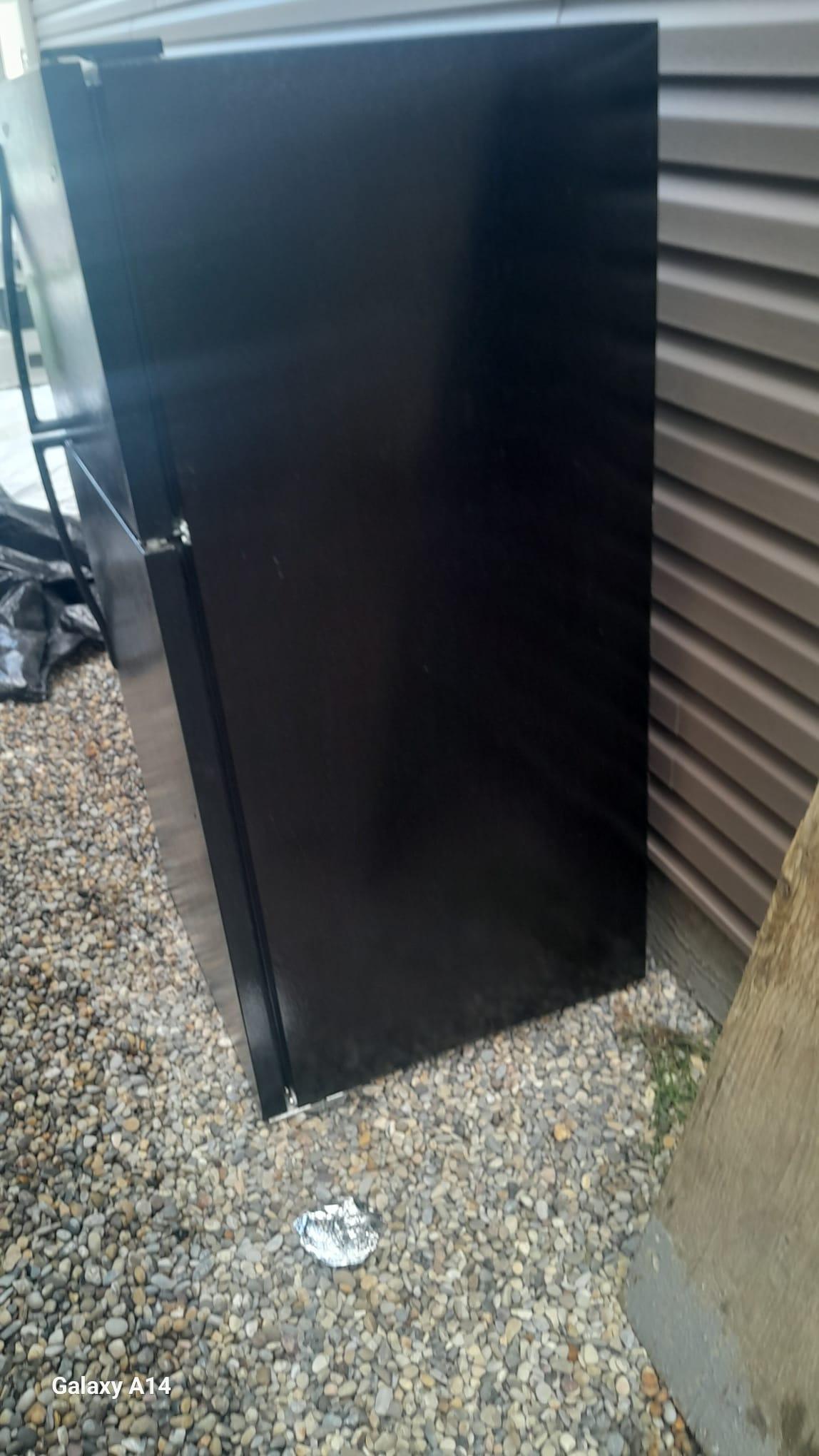 Black fridge - photo 2
