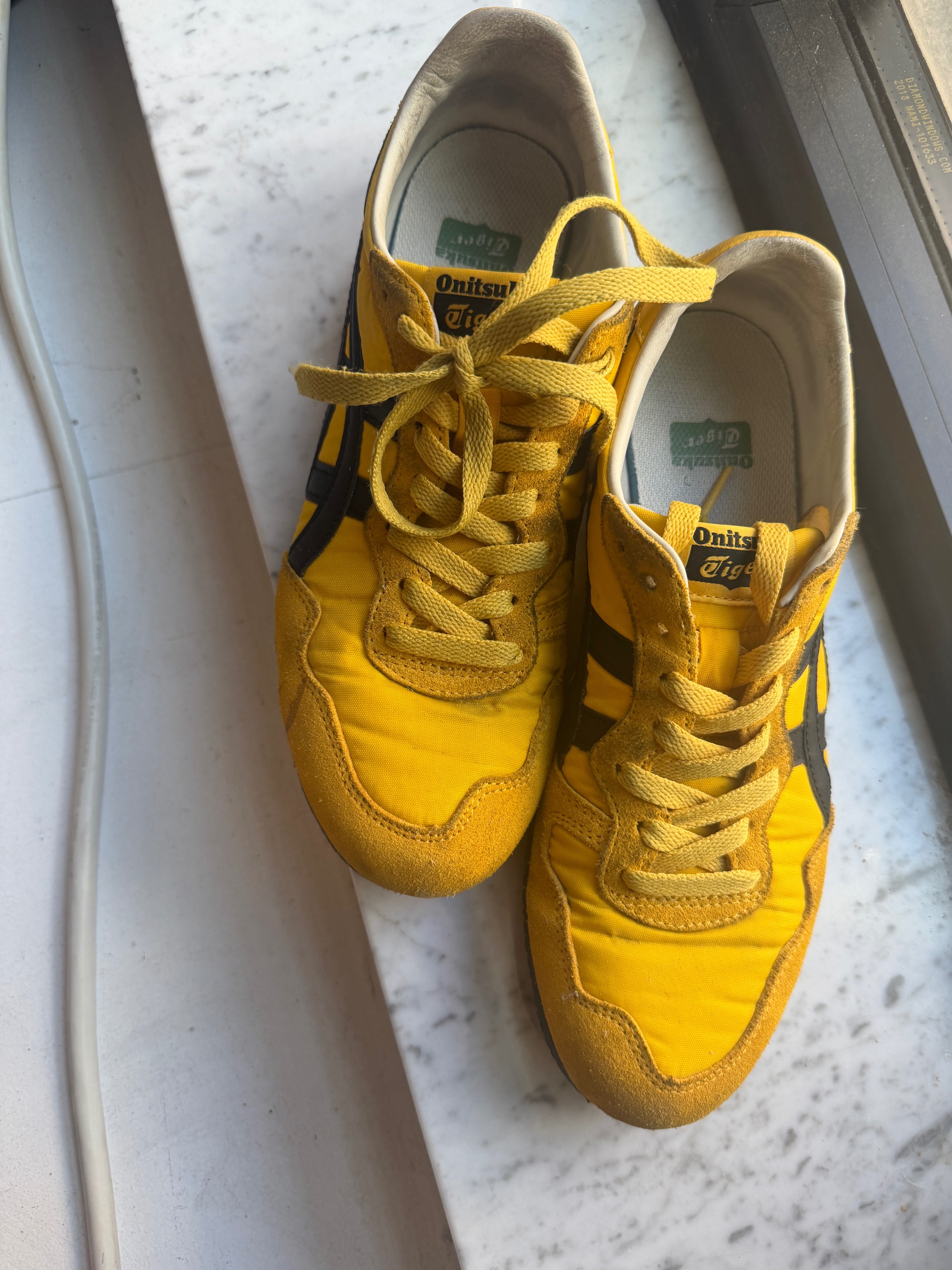Onitsuka Tiger size 25