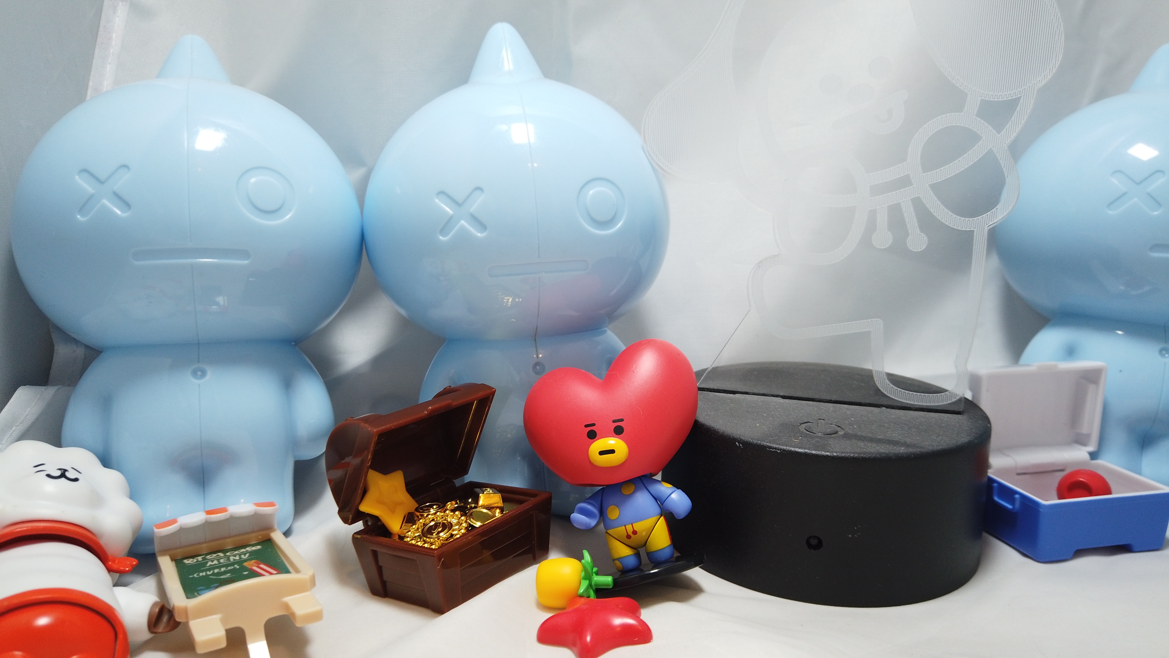 BT21 BTS Figure Lot - VAN TATA MANG Mini Figures + Acrylic LED L - photo 3