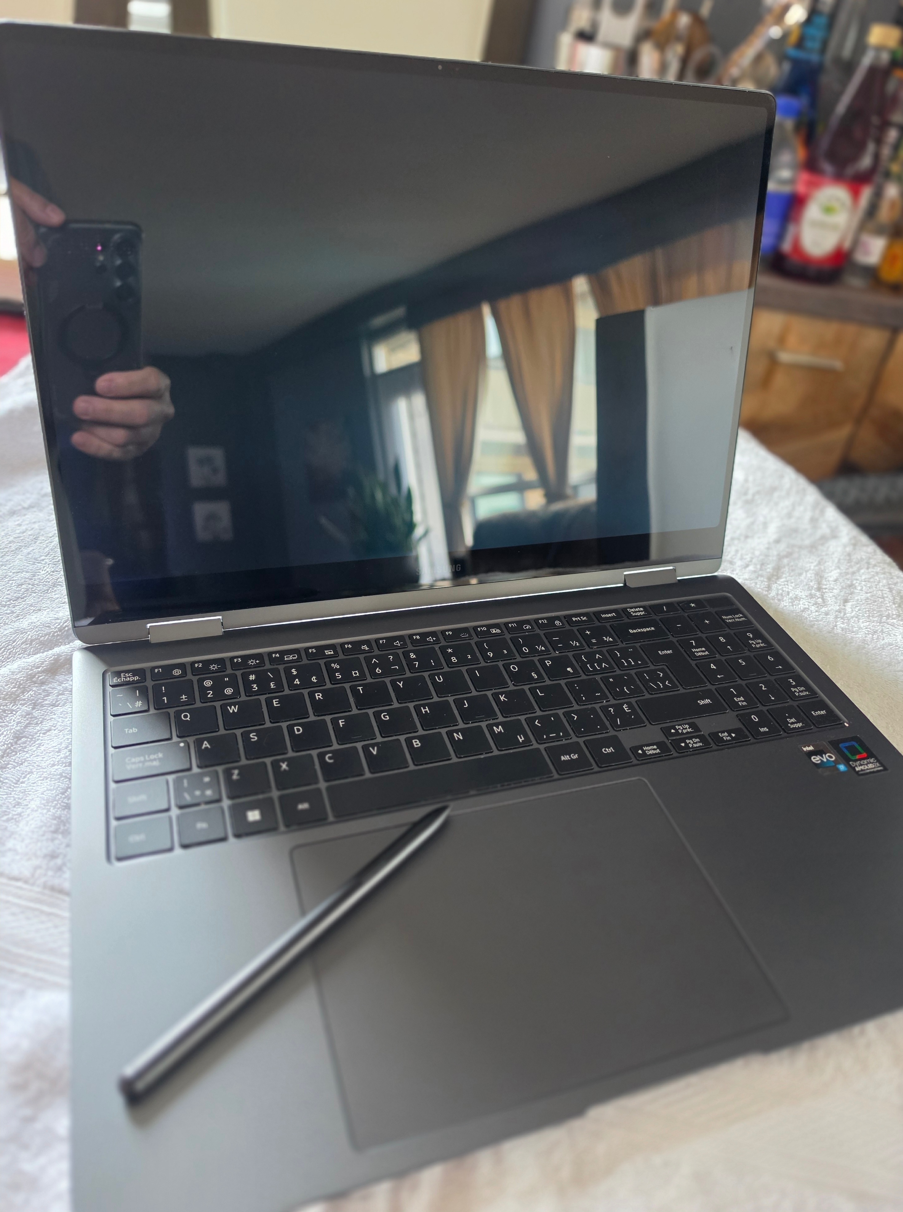 Samsung Book3 Pro 360 16" AMOLED Touchscrn  i7  16GB RAM  1TB - photo 4