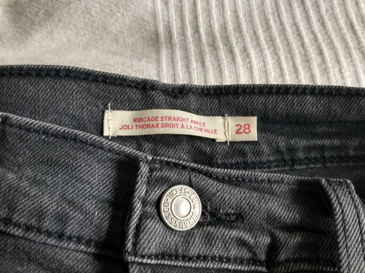Levis - Grey-wash High Rise New - photo 3