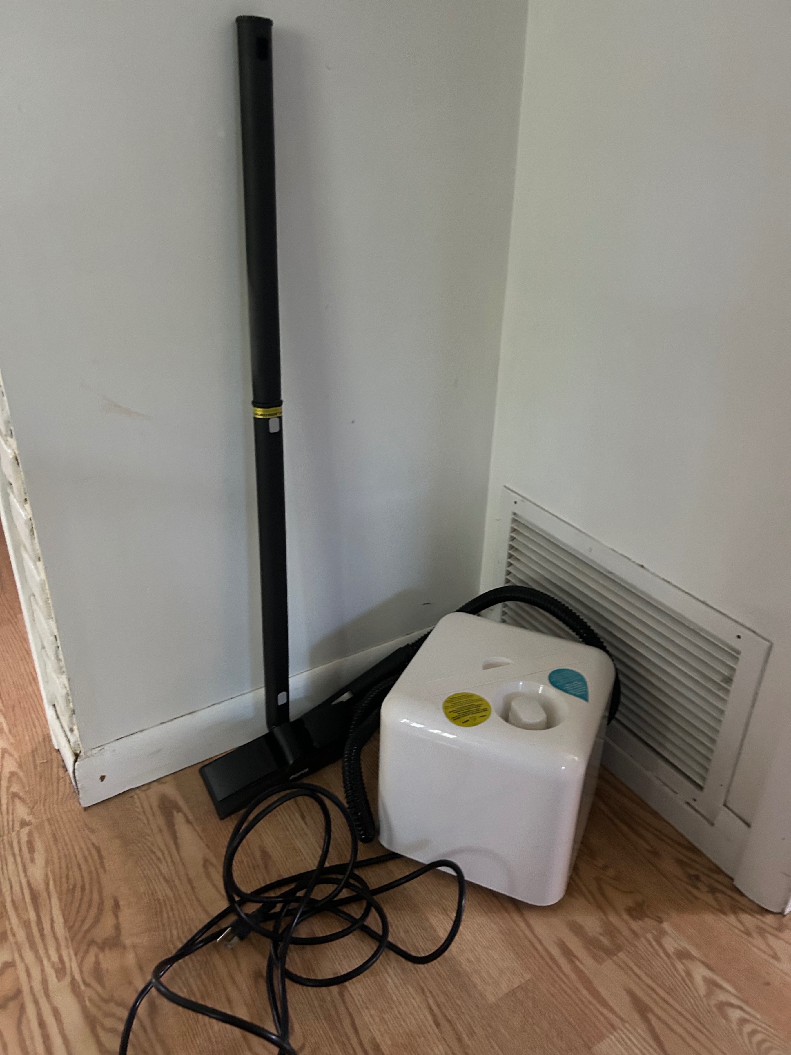Dupray Neat Steam Cleaner - 17 accessories included - photo 3