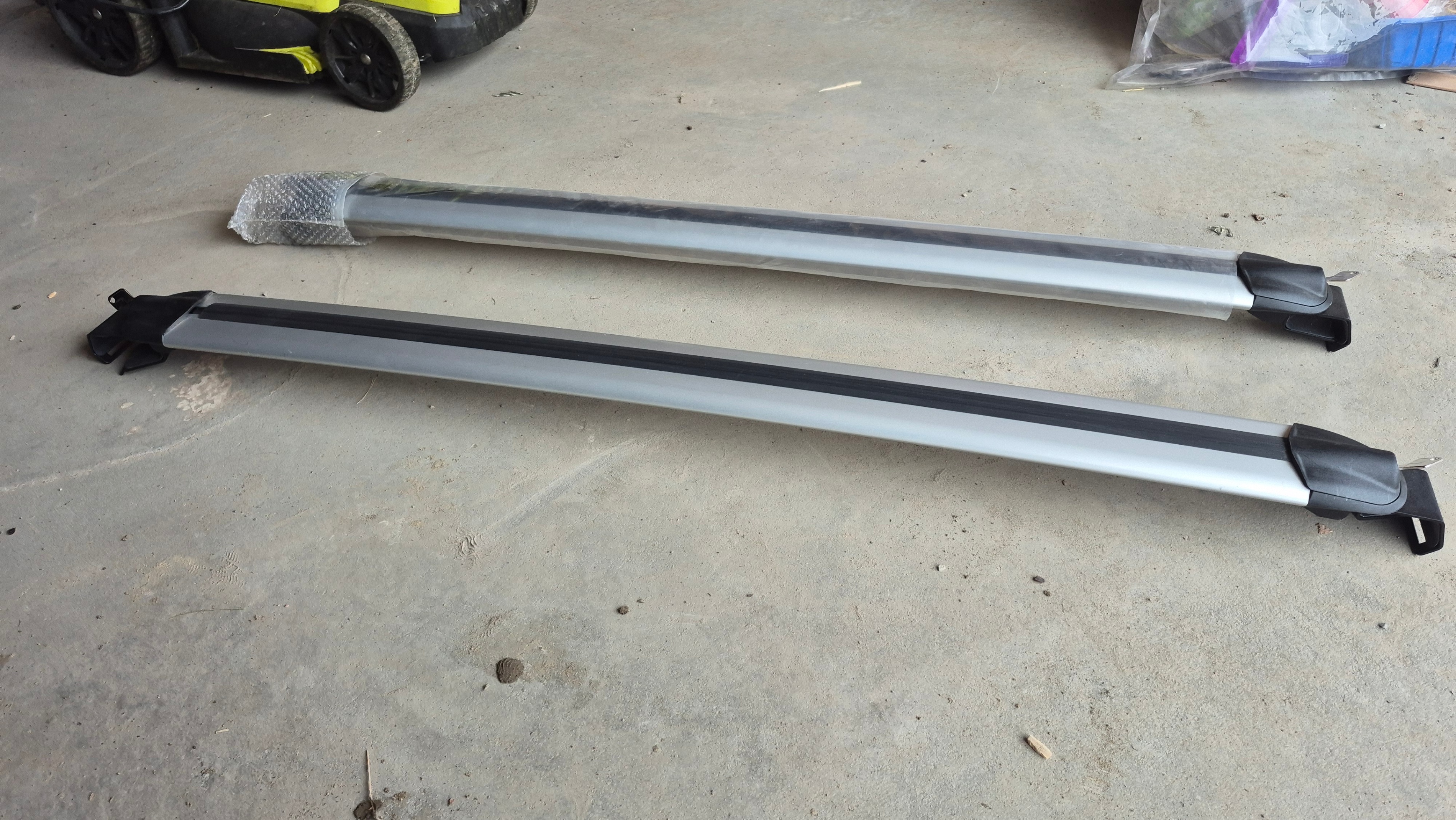 Roof Rack Crossbars - Set of 2
