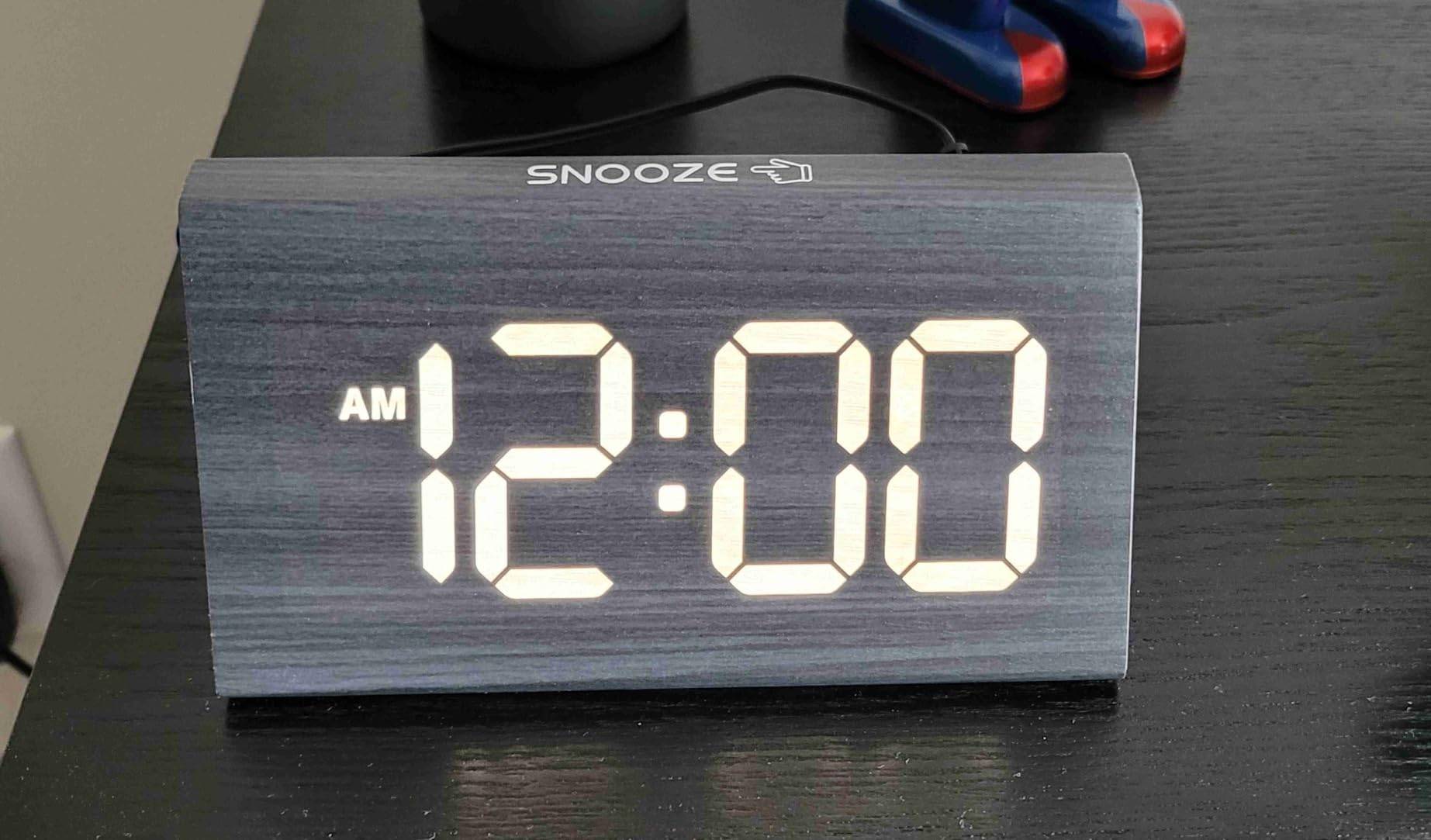 Wooden Digital Alarm Clock - photo 3