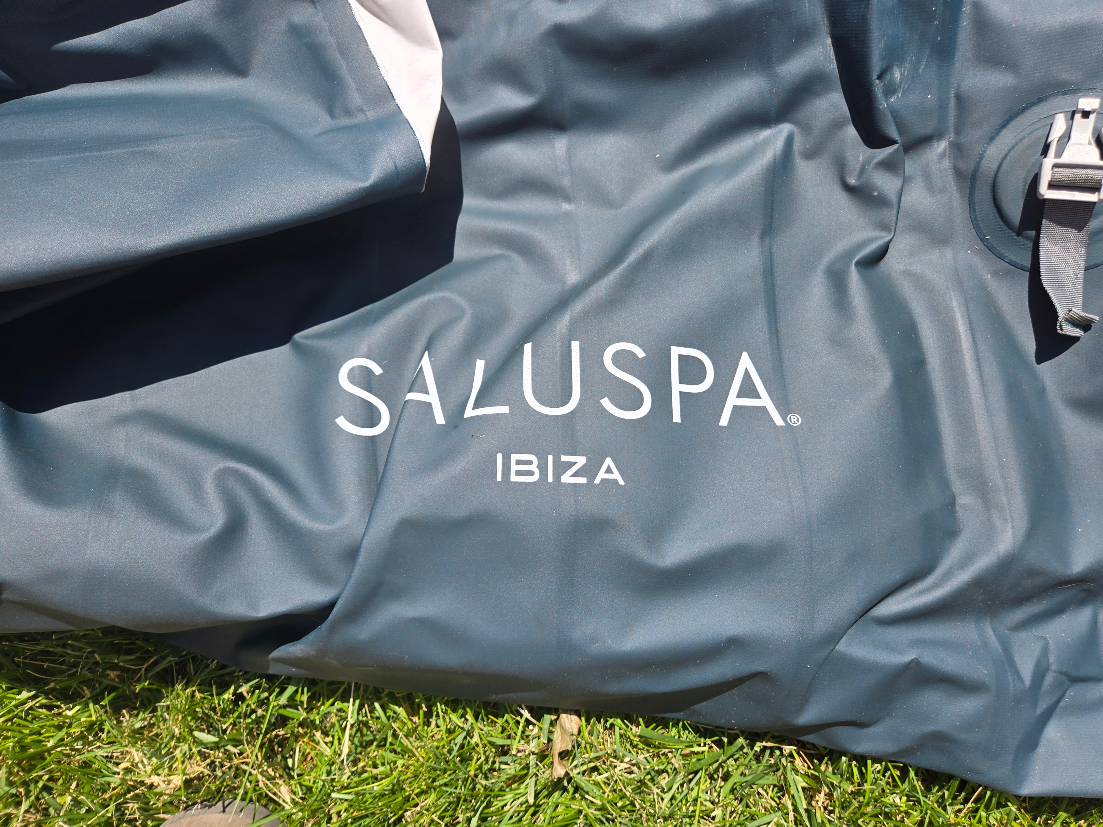 SaluSpa Ibiza Inflatable Hot Tub - photo 3