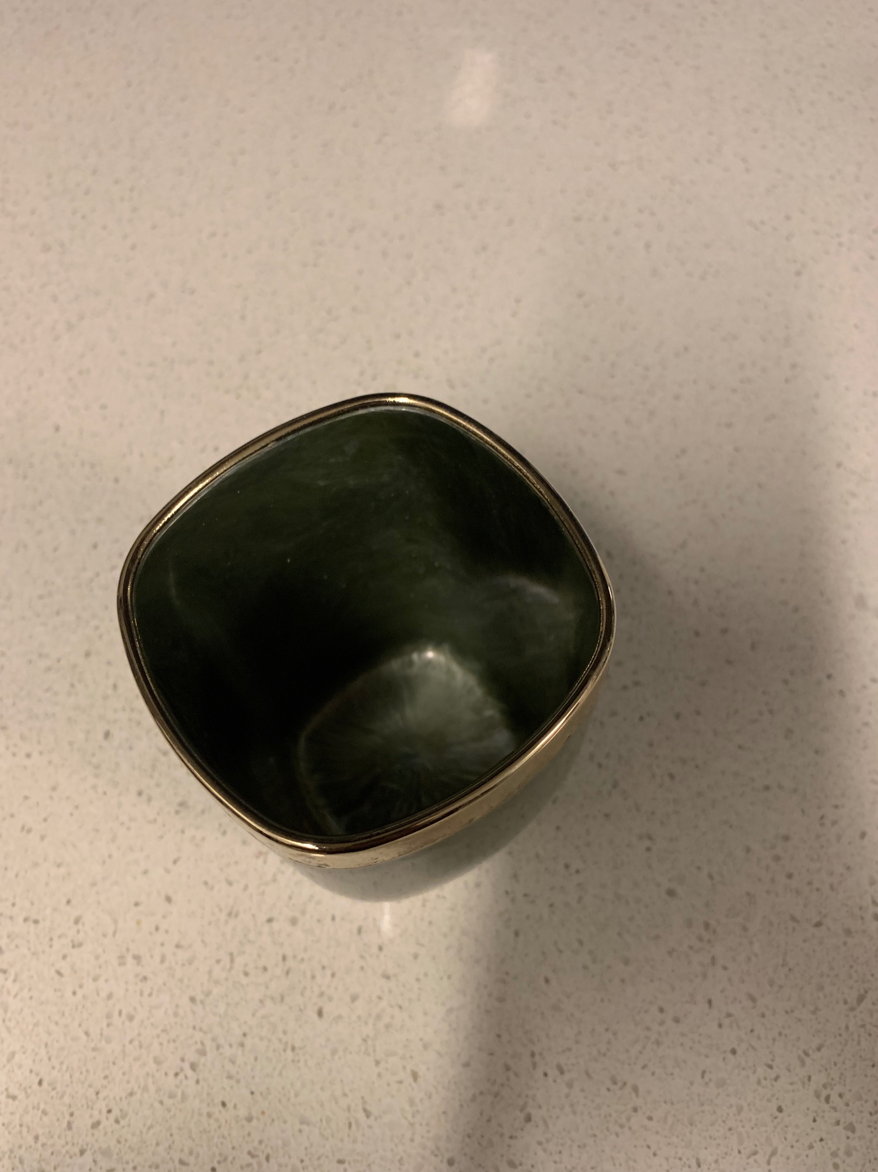 🏺 Green Marble-Effect Cup with Gold Rim - photo 2