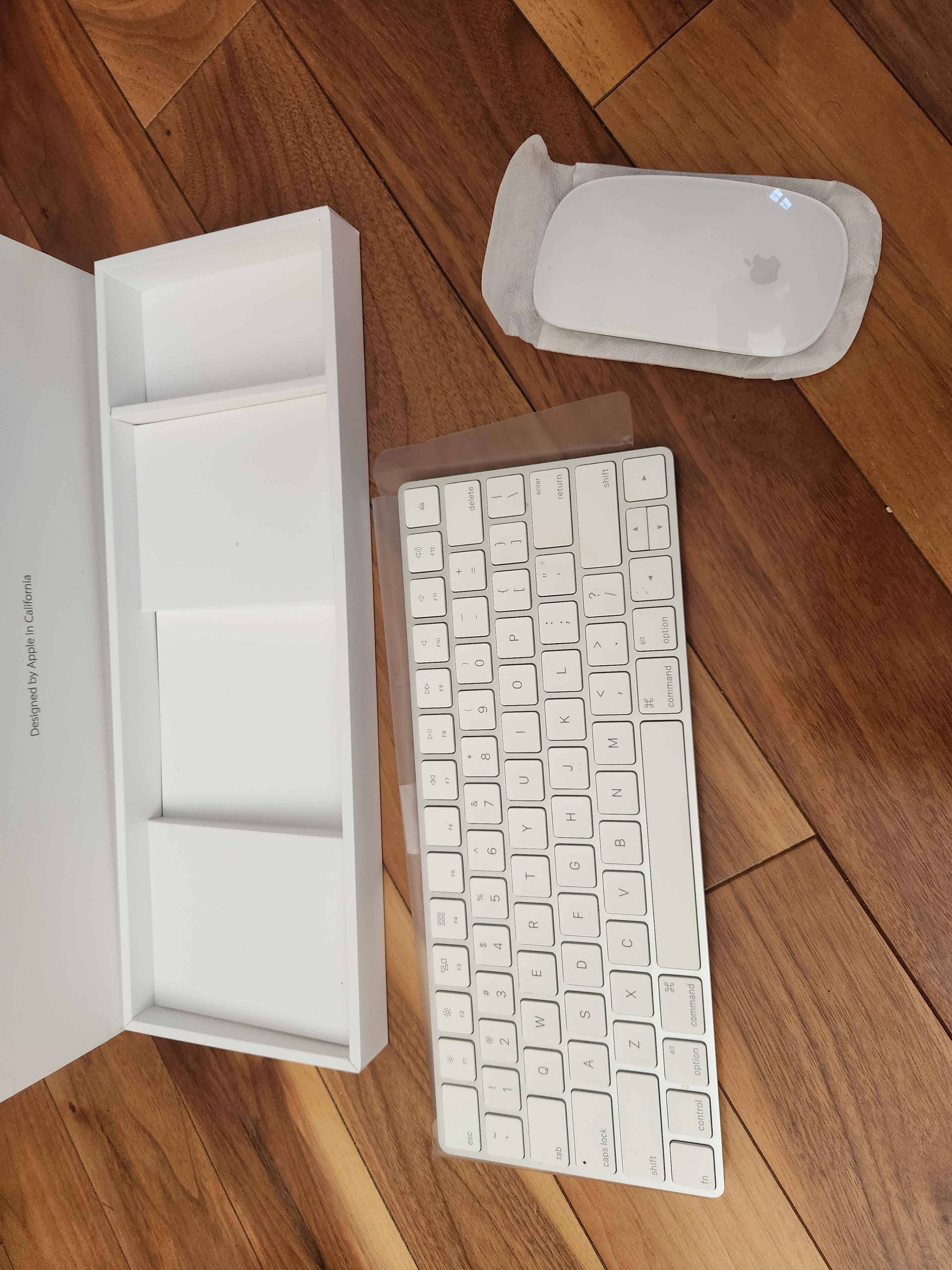 Apple Magic Keyboard 2 & Mouse 2 (Lightning Port) - photo 2