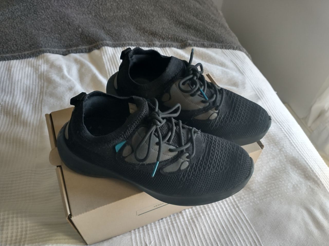Vessi Everyday Move Sneakers - Women's