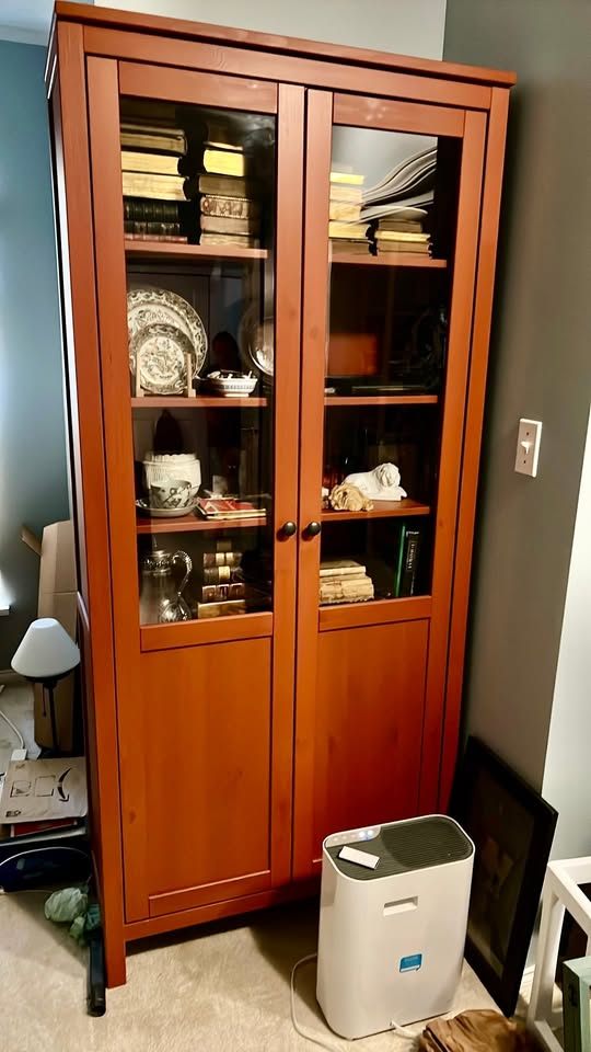 IKEA Hemnes Bookcase / Shelf in Brick-Red with Glass Doors