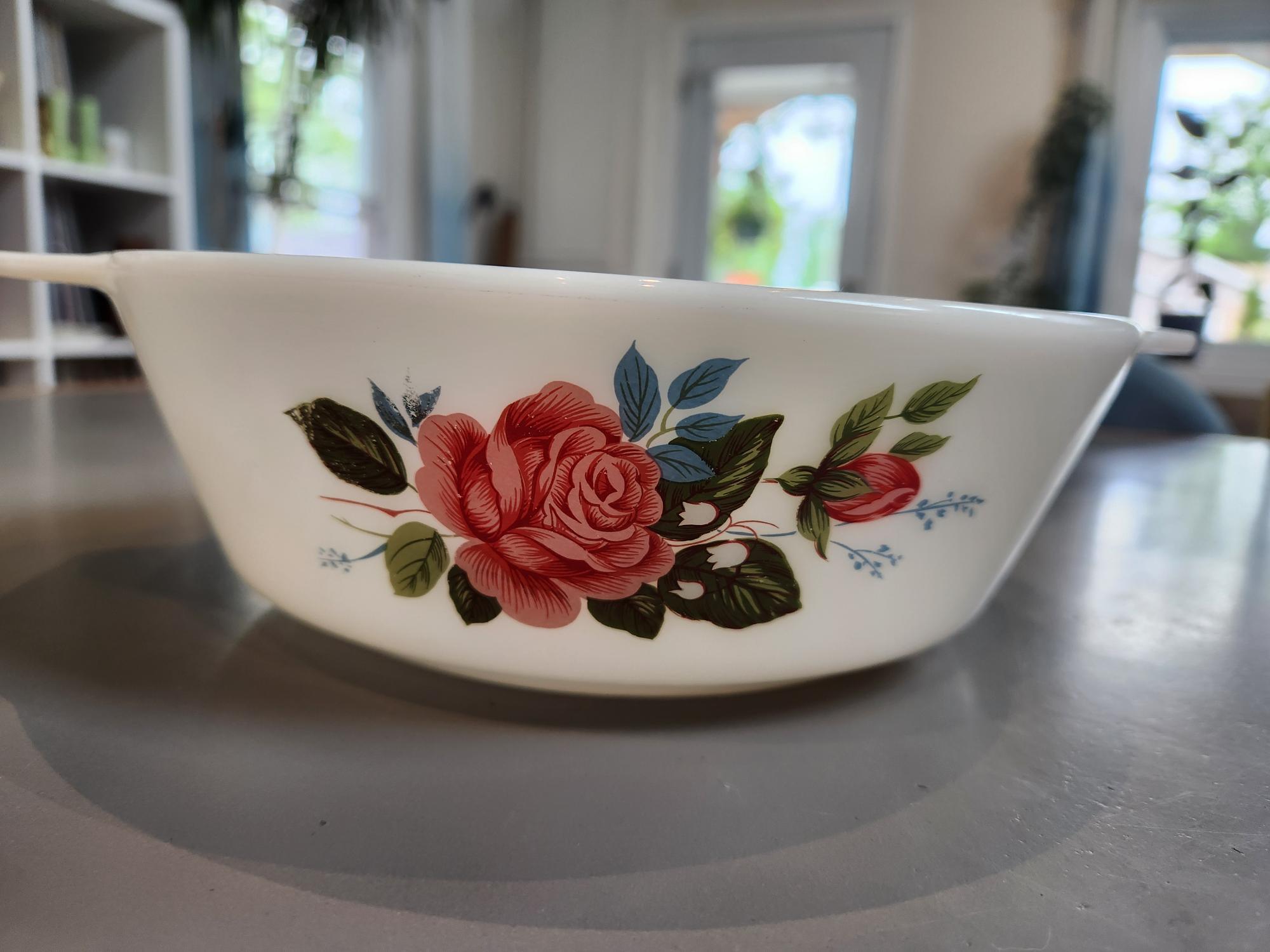 Vintage "Cottage Rose" Pyrex Casserole Dish, No Lid - photo 4