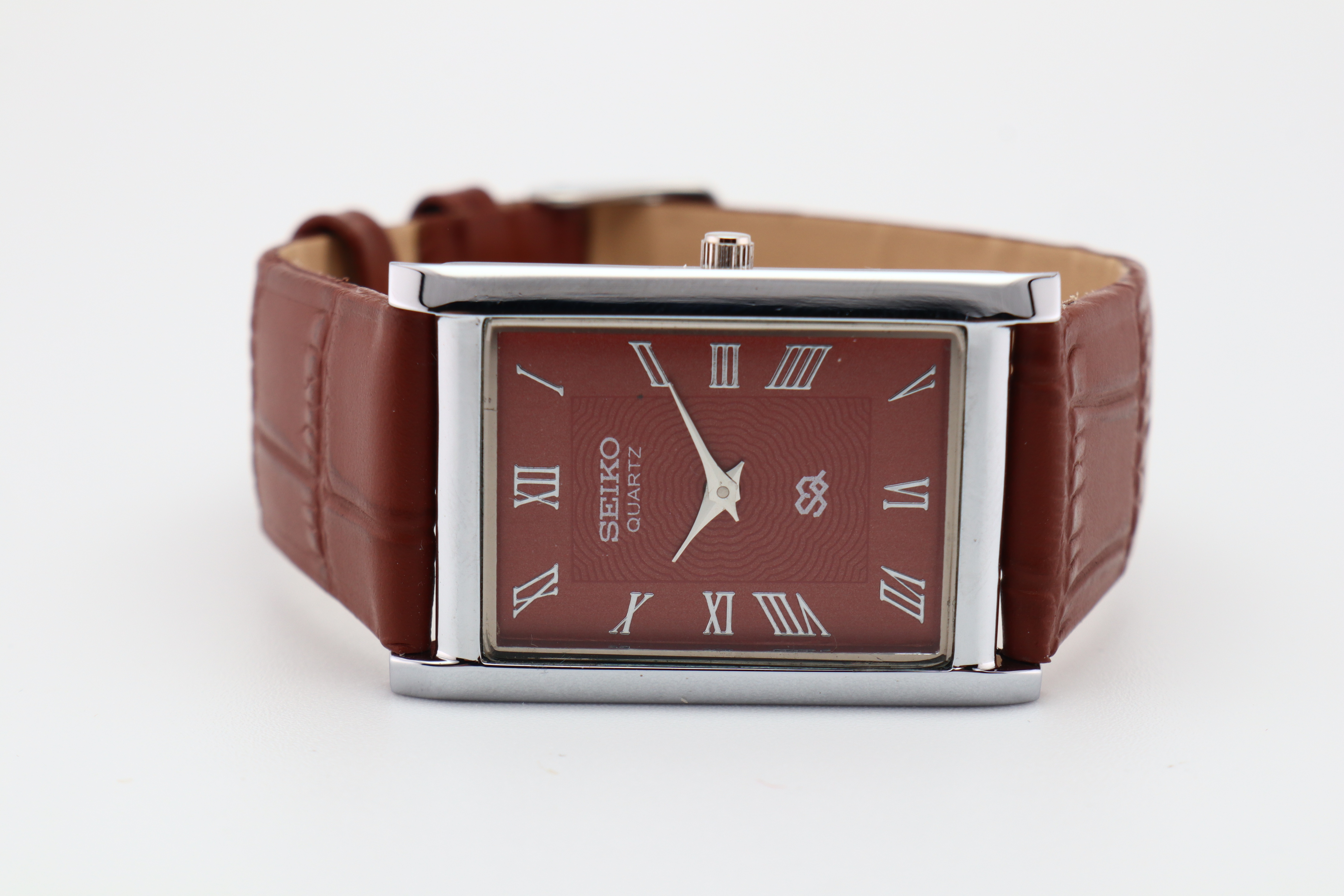 Refurbished Vintage Slim Tank Men’s Watch - photo 4