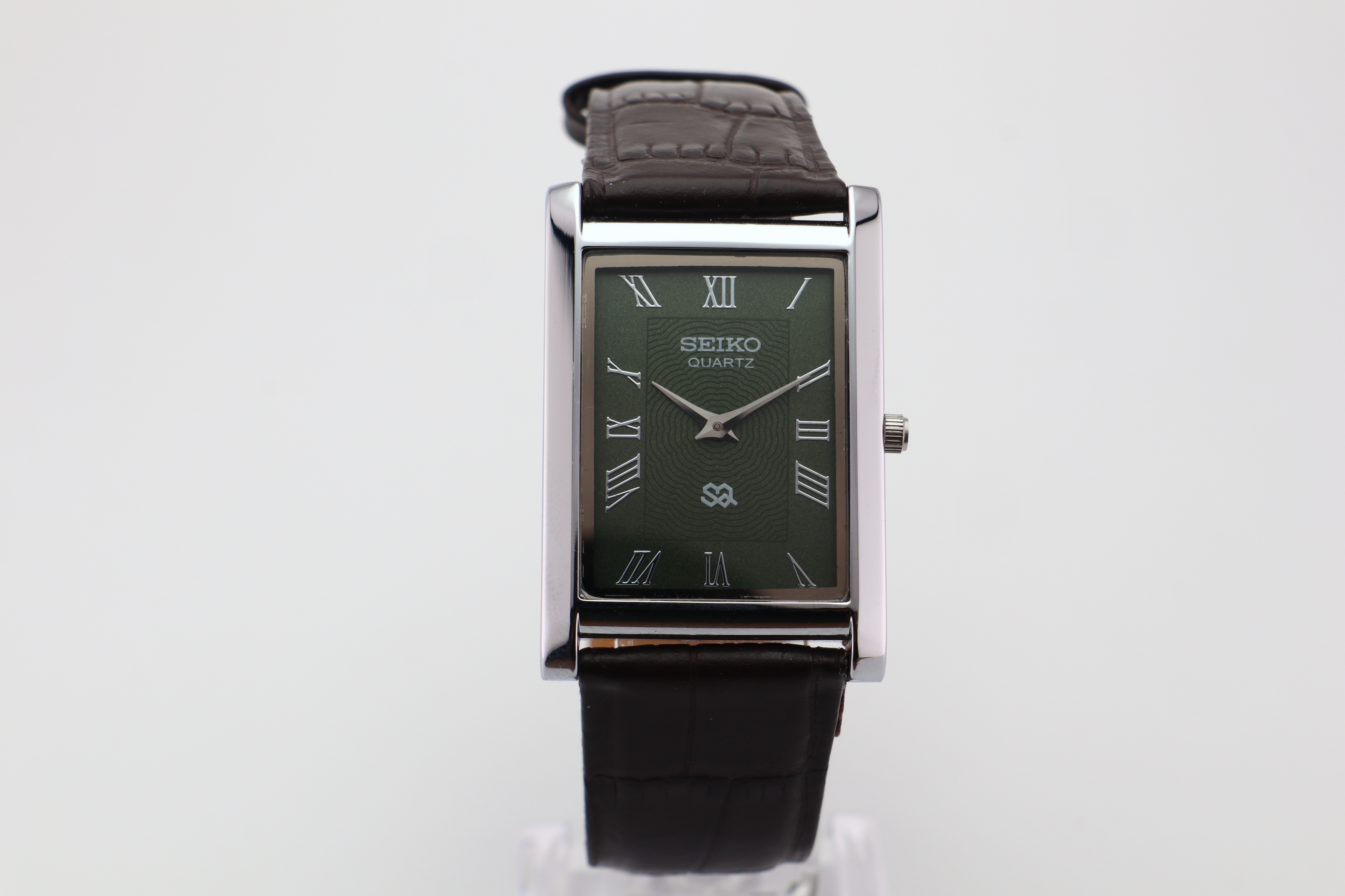 Refurbished Vintage Slim Tank Men’s Watch - photo 2