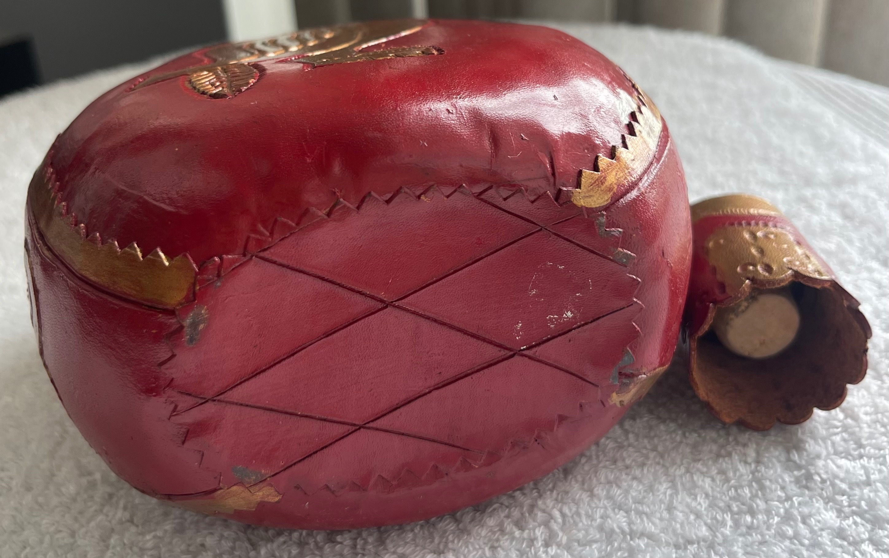 Vintage Colombian Hand-Tooled Leather Wrapped Decanter - photo 4