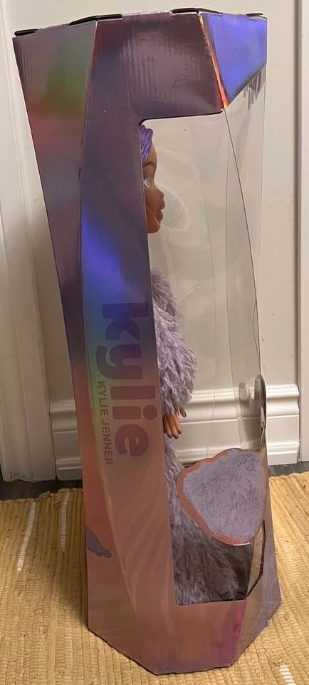 Kylie Jenner Fashion Bratz Doll - photo 2