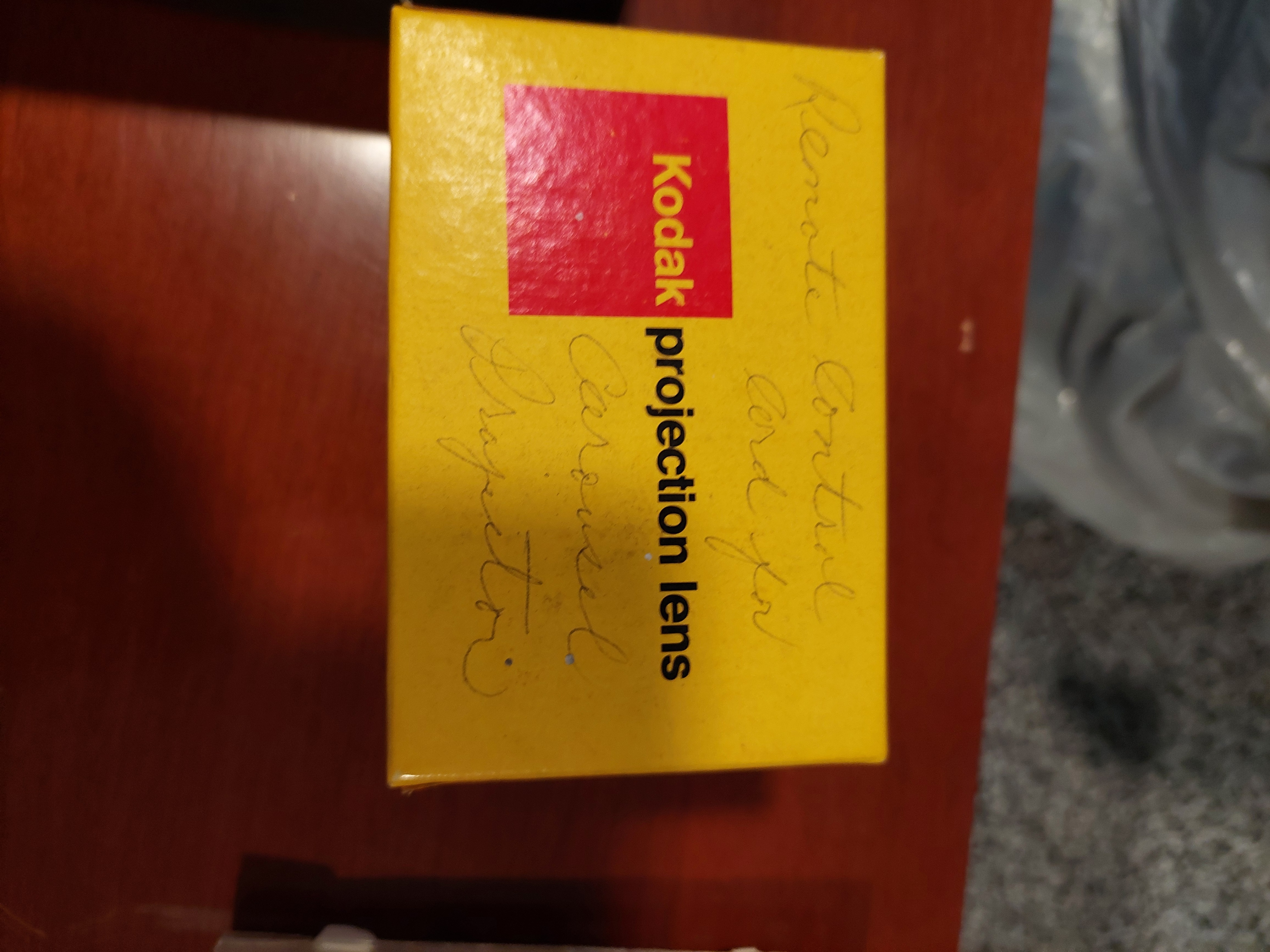 Kodak Carousel Auto-Focus Projector - photo 5
