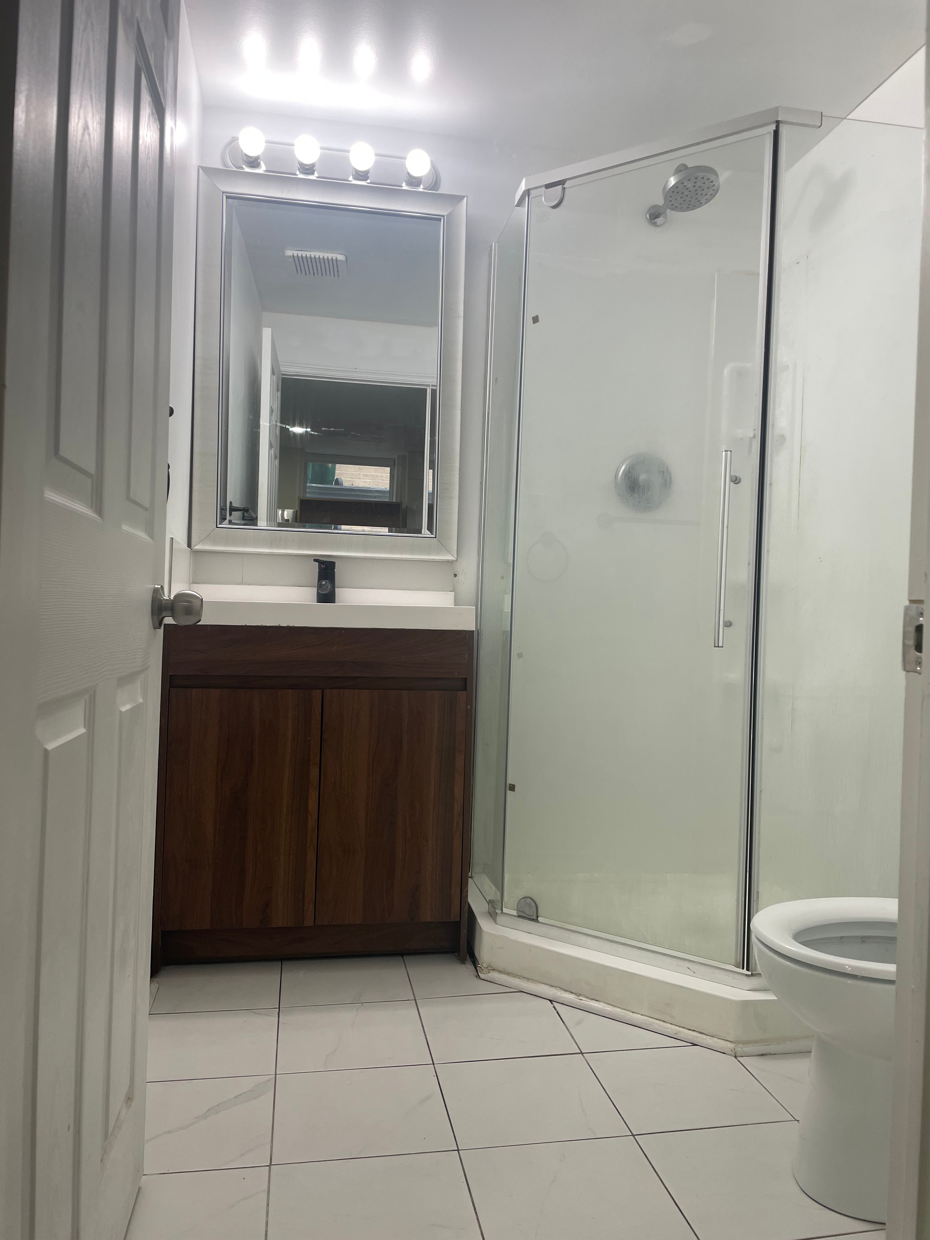 Basement for rent - photo 3