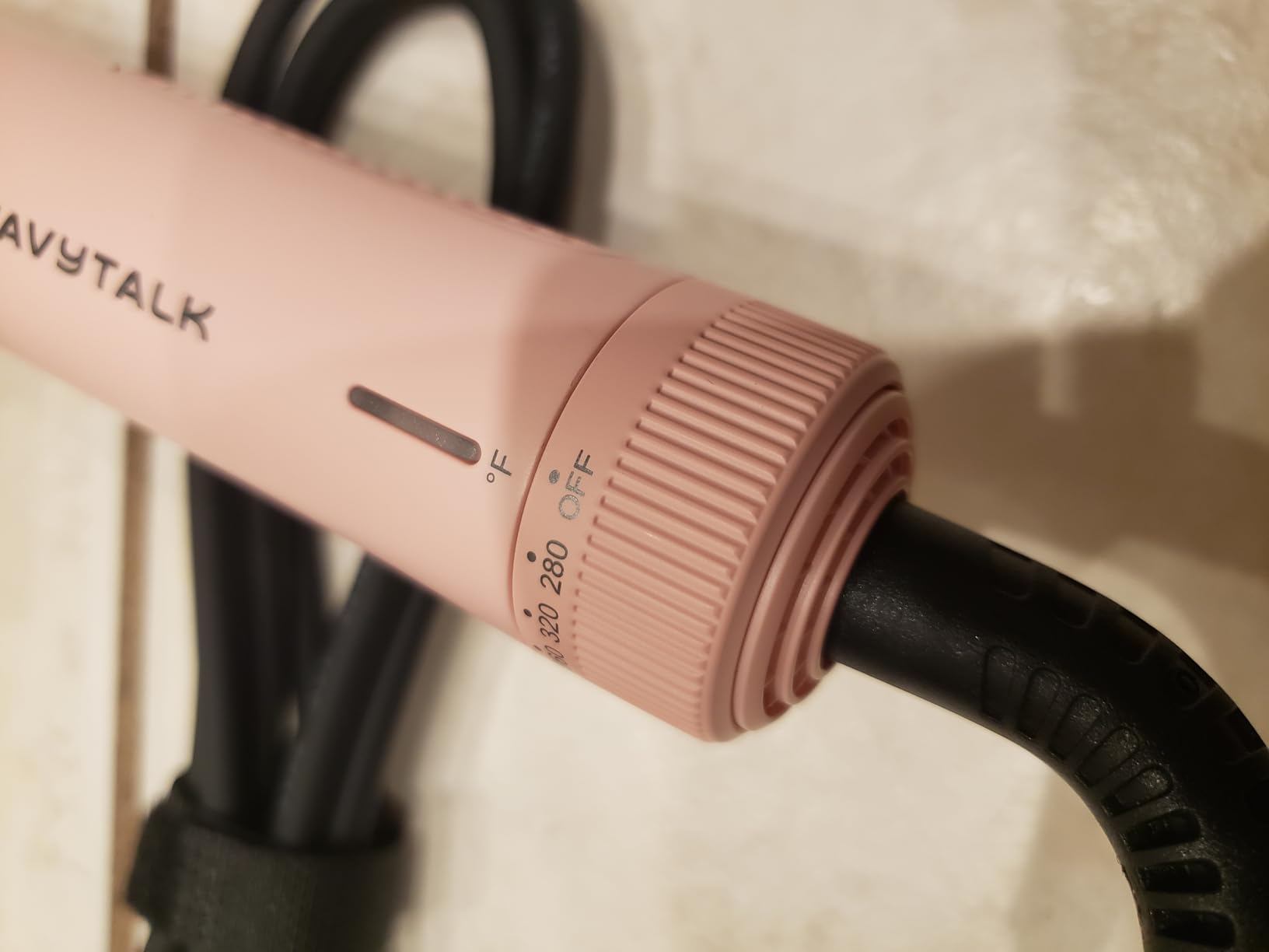 New in box flat curling iron - photo 3