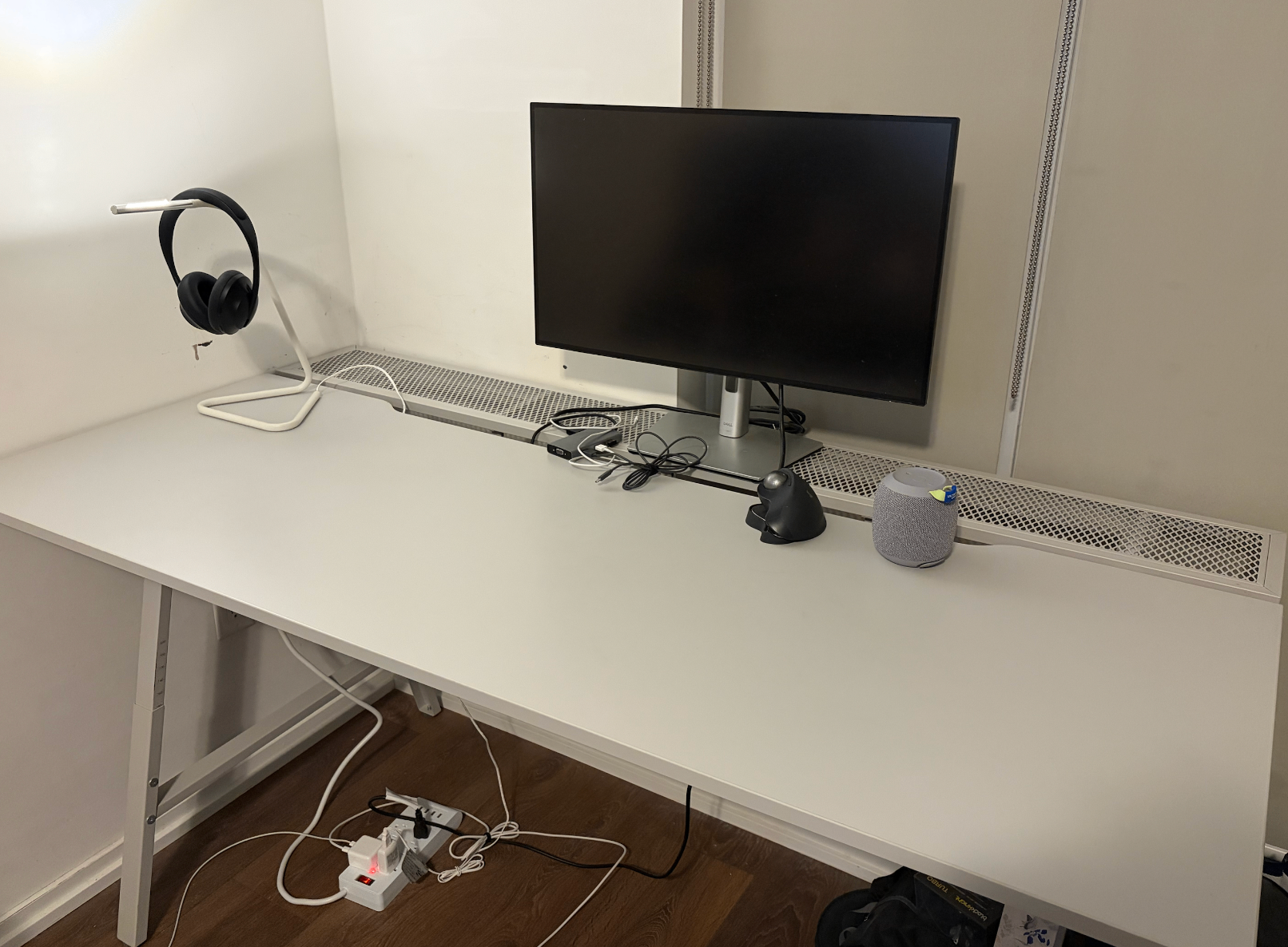IKEA UTESPELARE Gaming desk