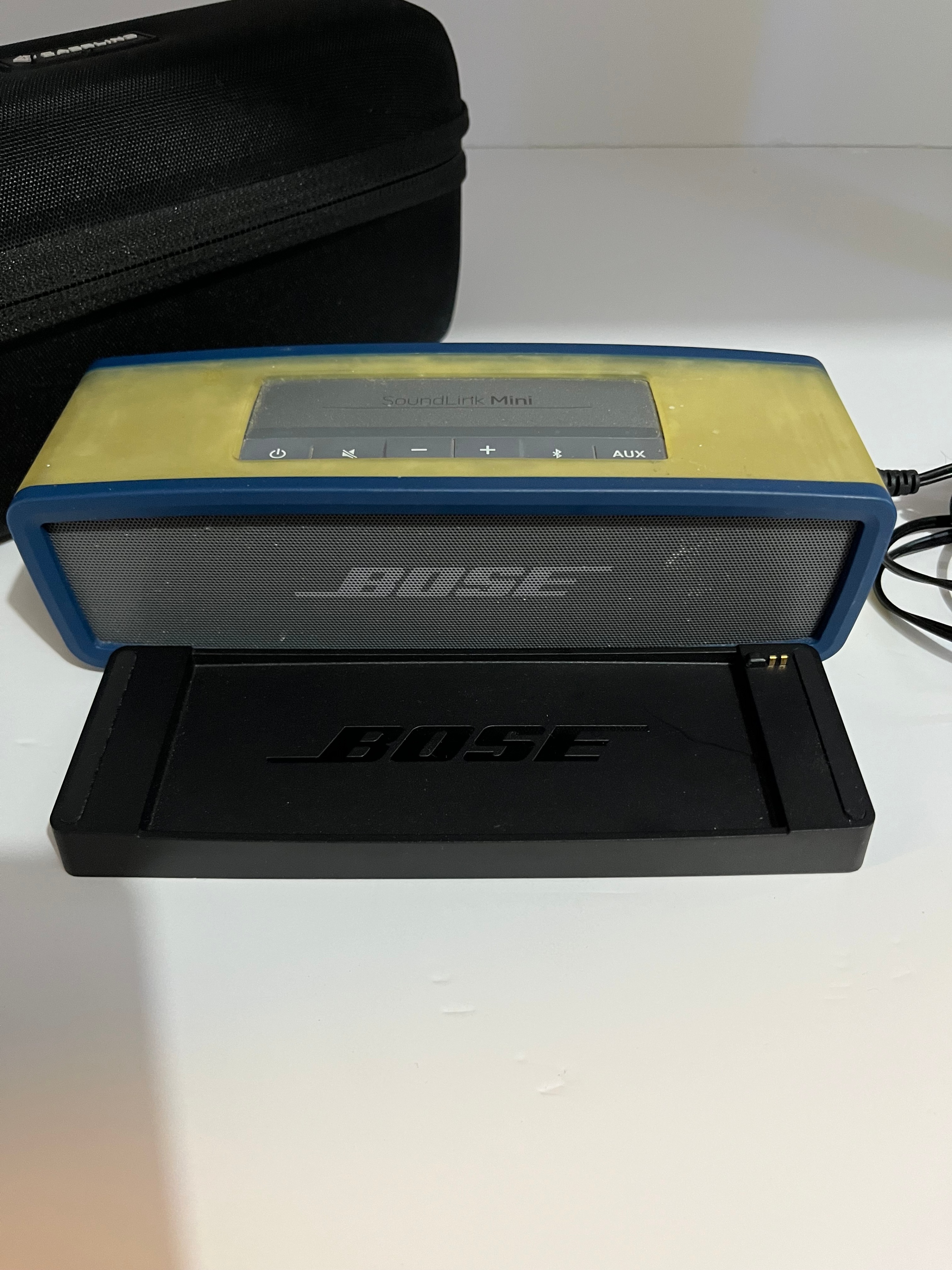 Bose SoundLink Mini Bluetooth Speaker (1st Generation) - photo 4