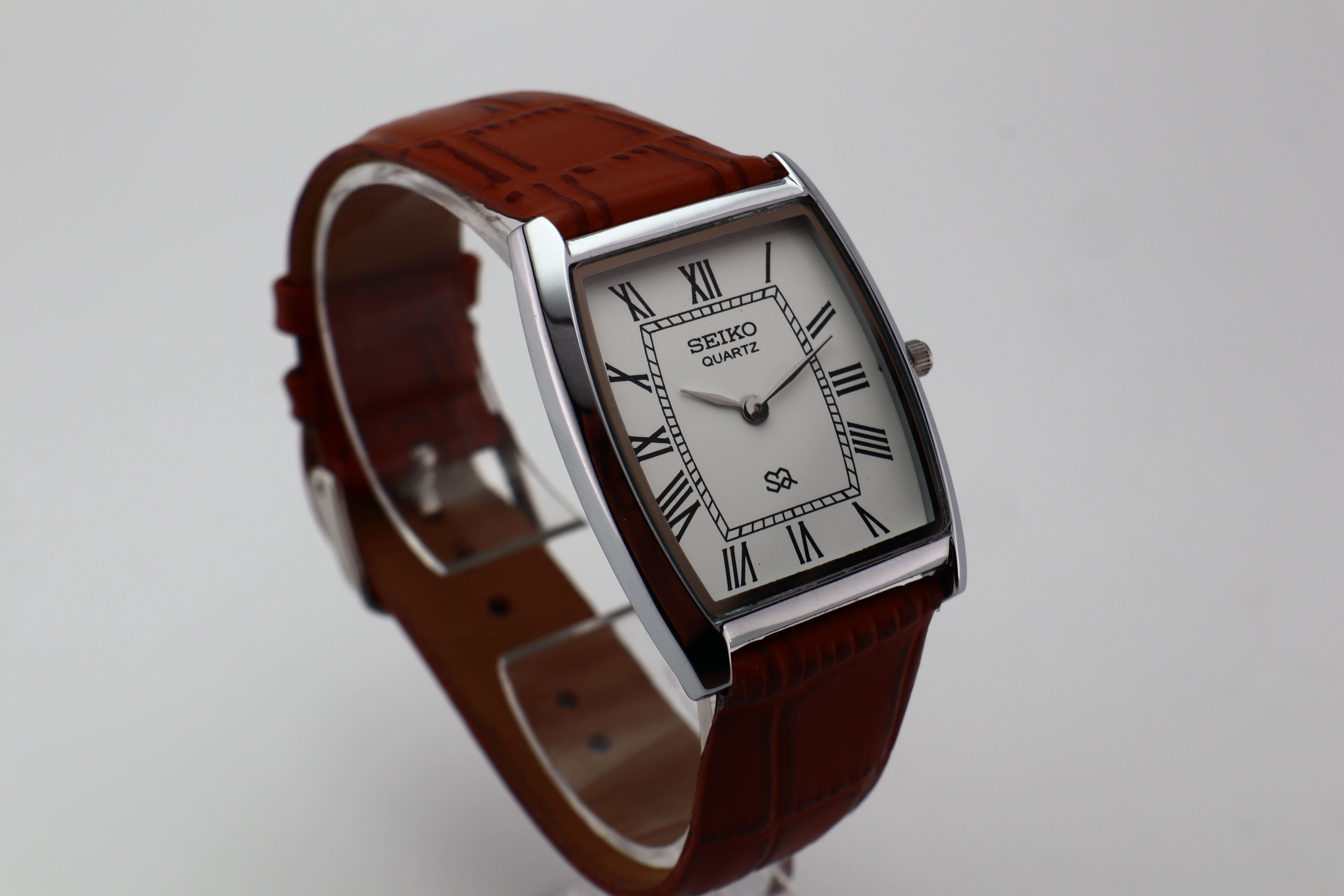 Refurbished Vintage Barrel Tank Men’s Watch