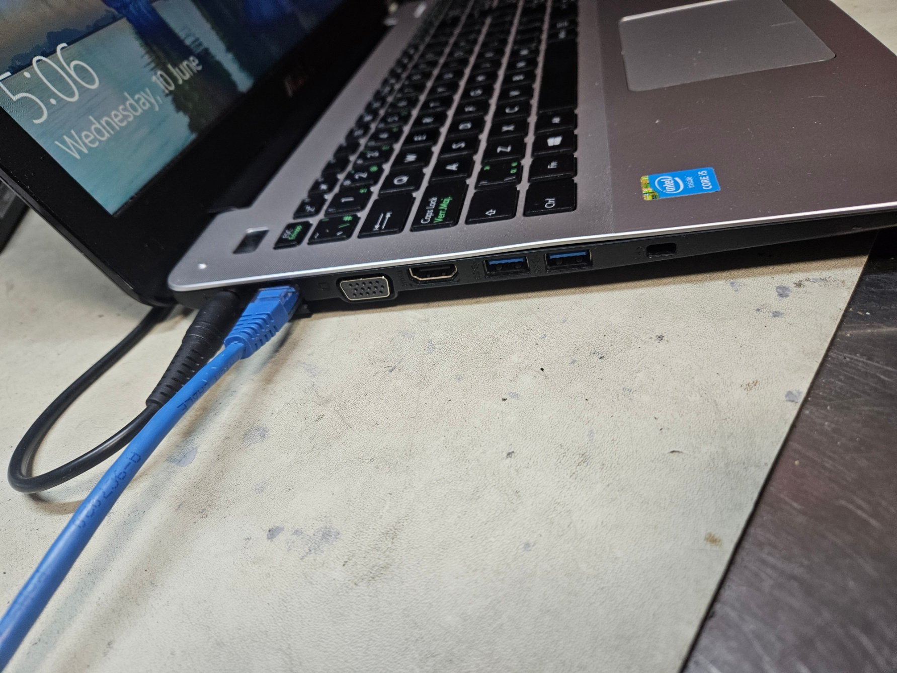 💻 ASUS R556L 15.6" Laptop — Intel i5 / 6GB RAM / 500GB HDD - photo 3
