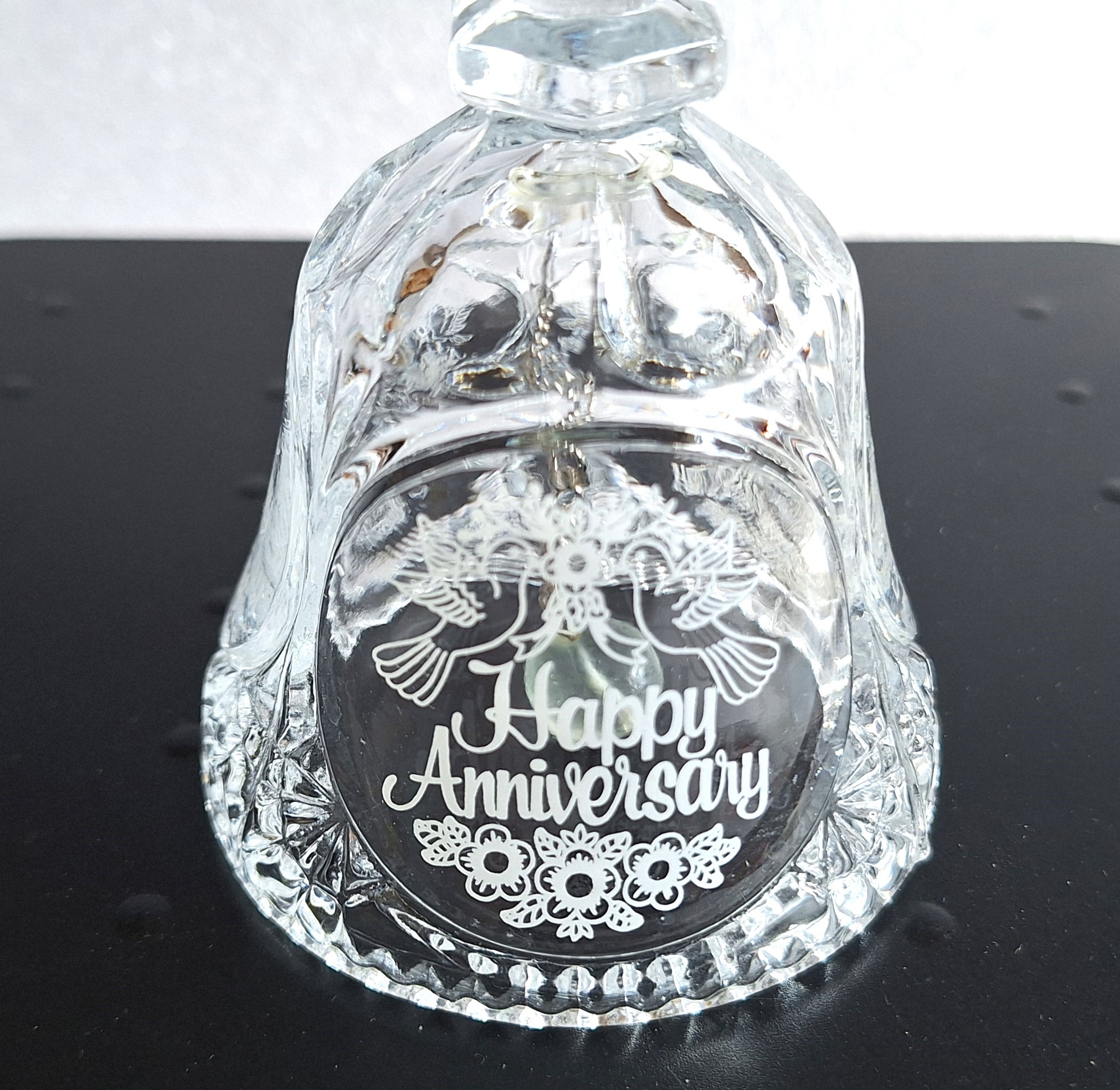 Glass "Happy Anniversary" Bell - photo 2